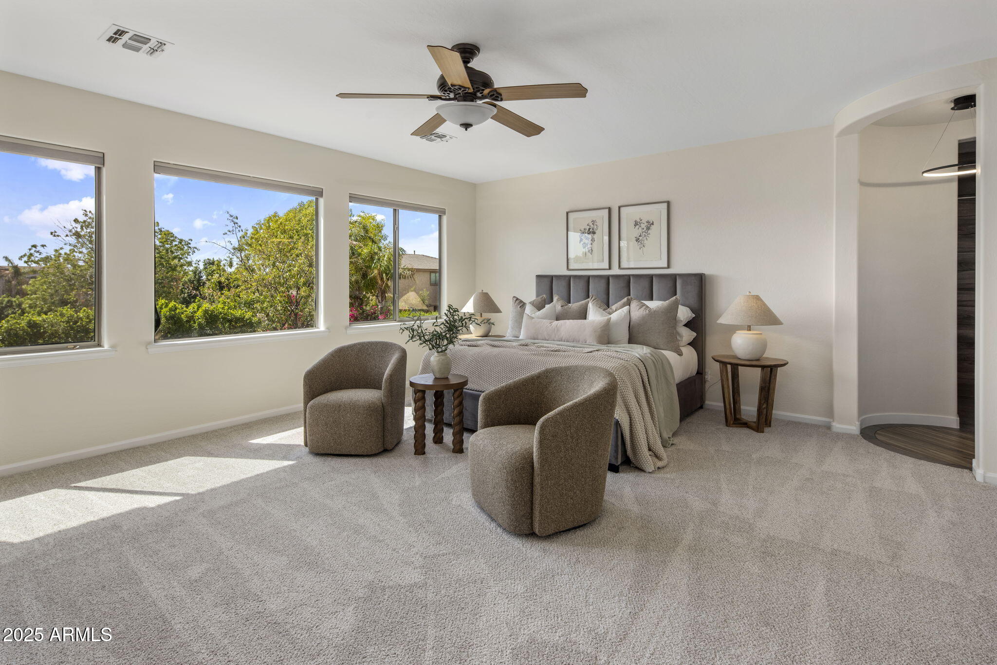 315 E MARY Lane