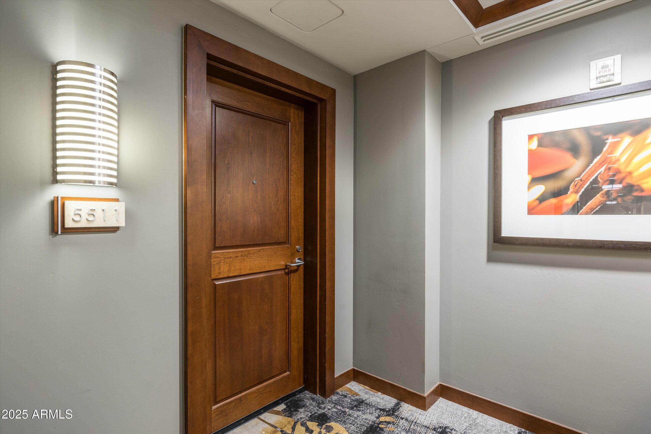 6803 E MAIN Street 5511