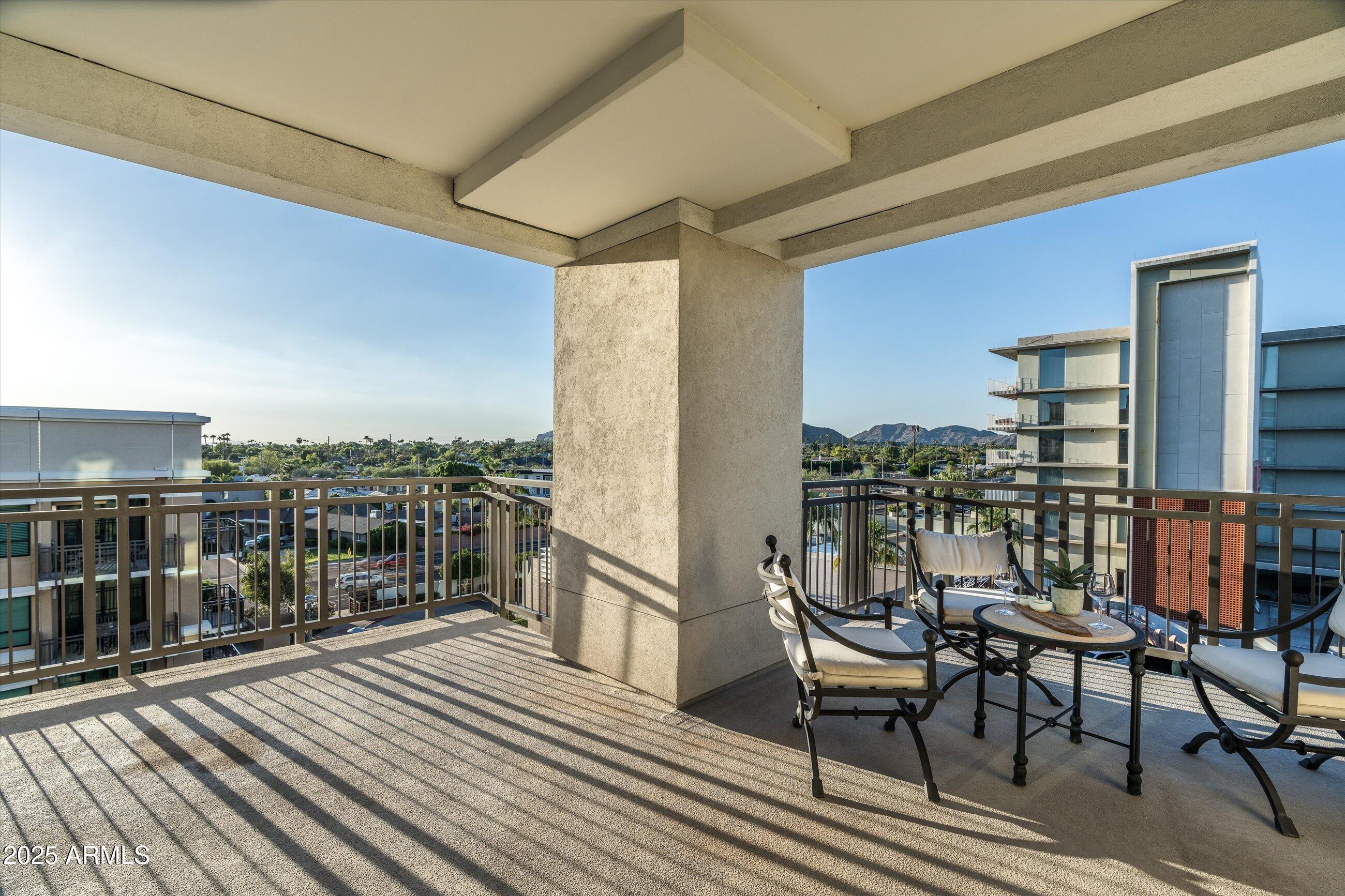 6803 E MAIN Street 5511