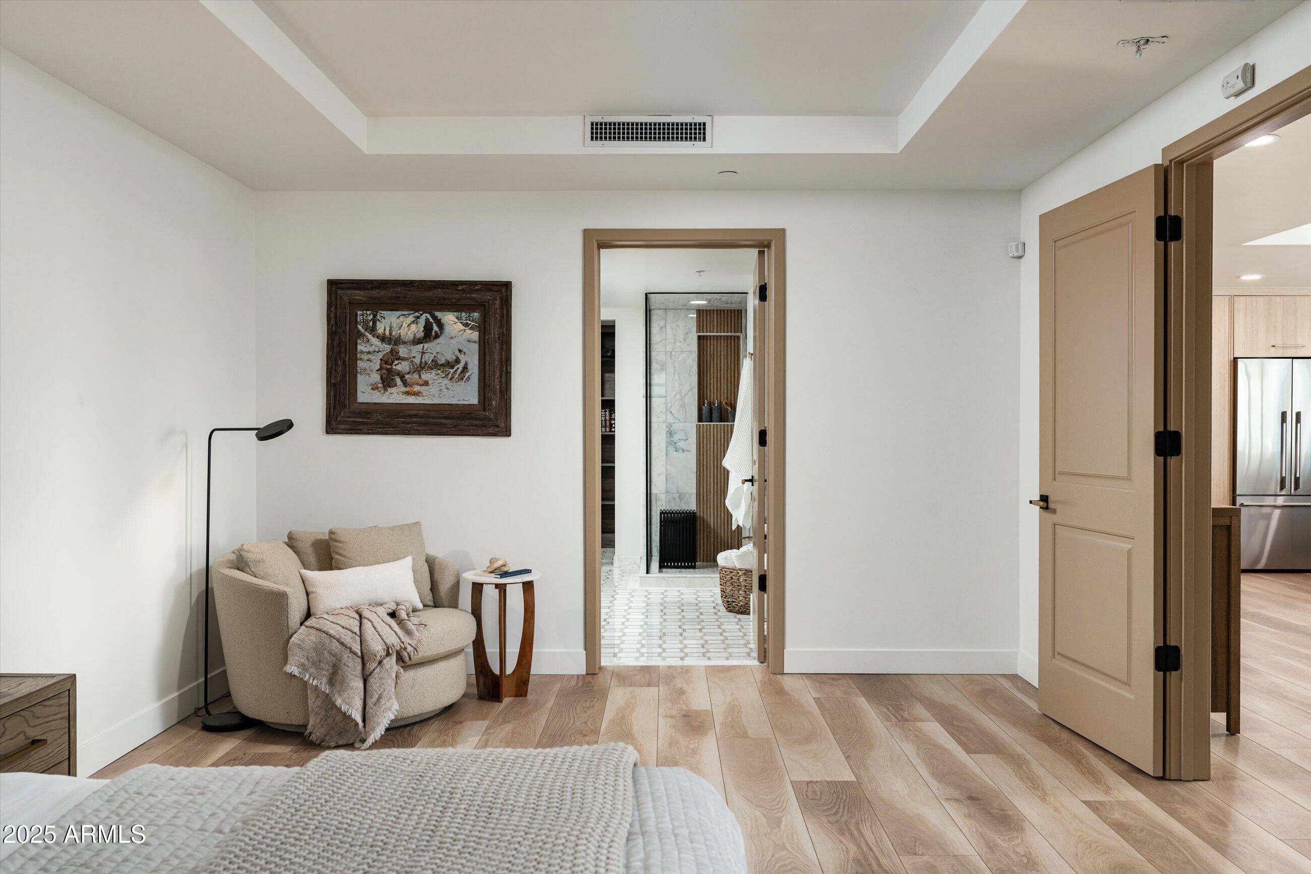 6803 E MAIN Street 5511