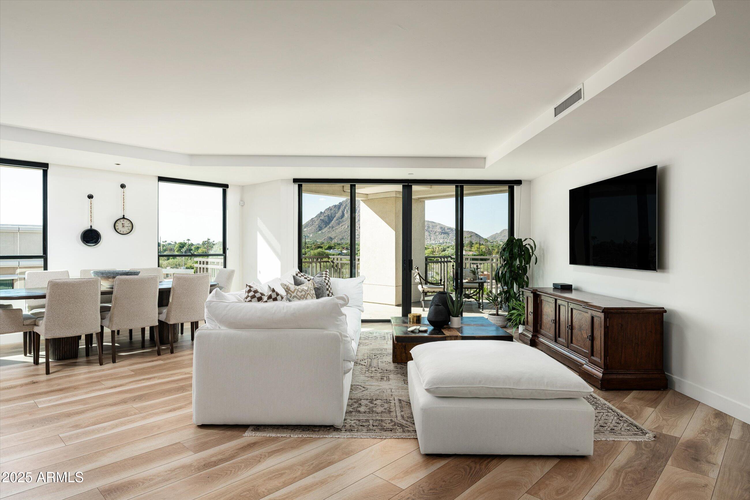6803 E MAIN Street 5511