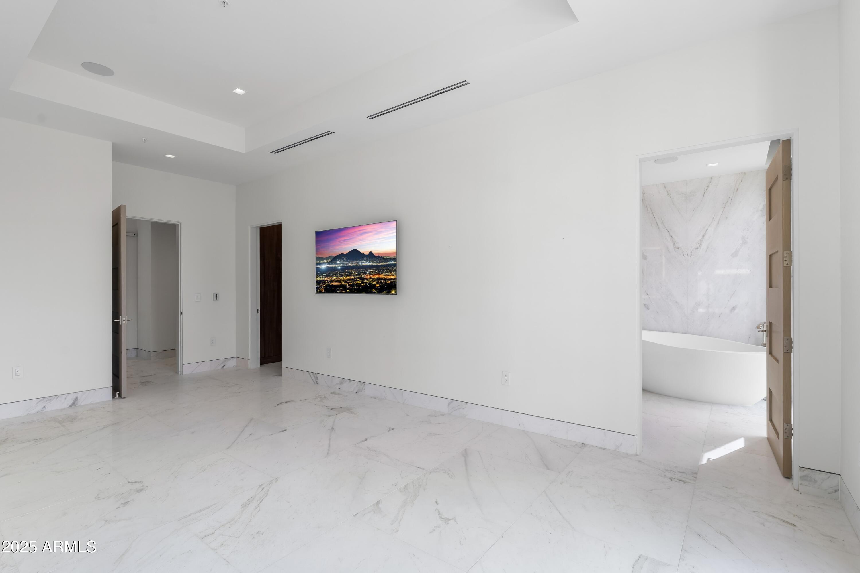 6587 N PALMERAIE Boulevard 2041