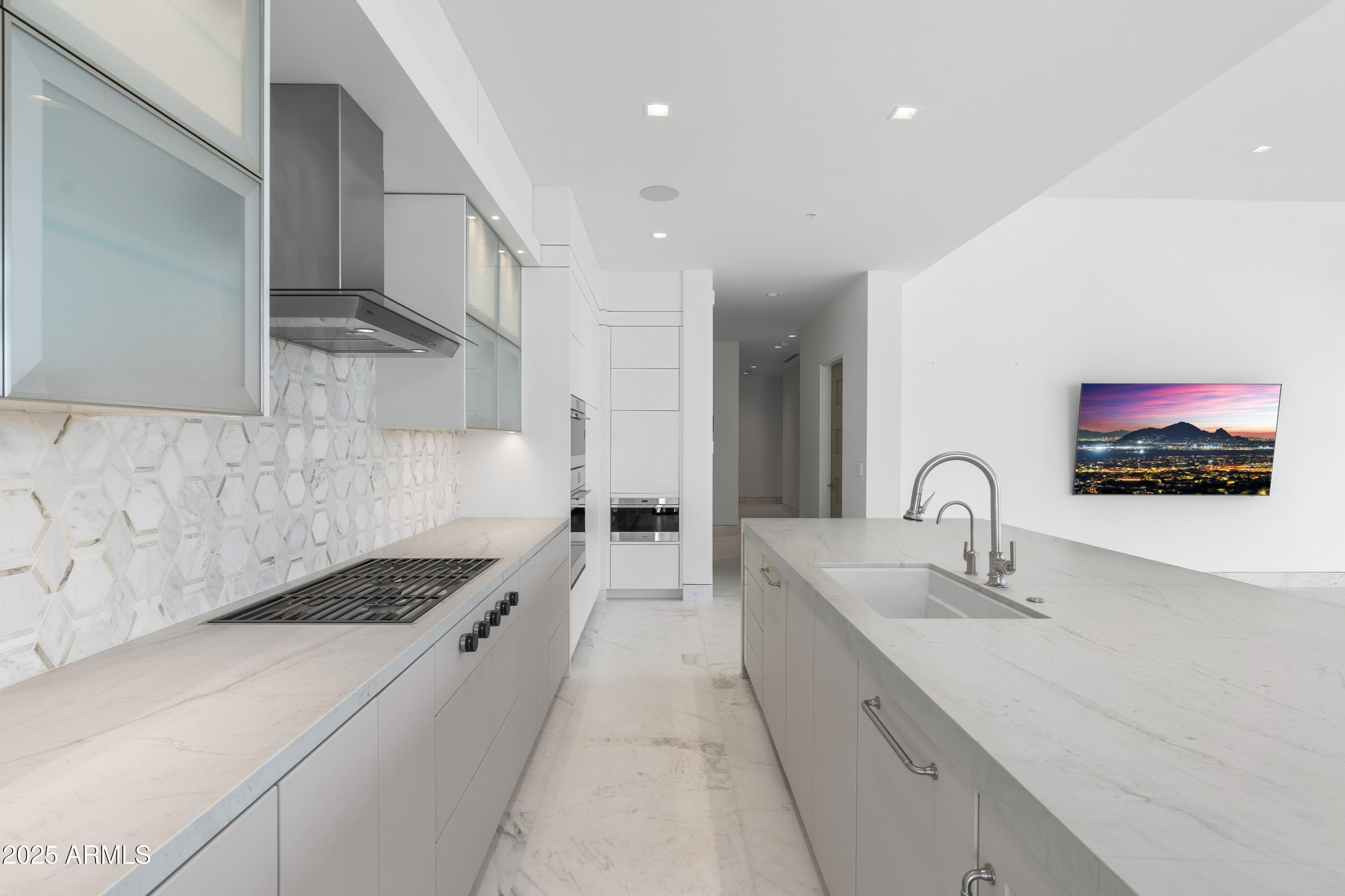 6587 N PALMERAIE Boulevard 2041