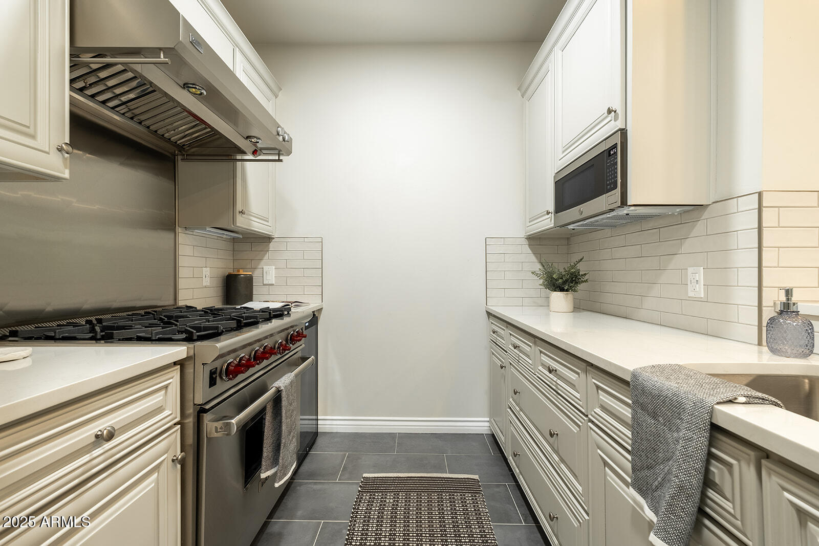 6803 E MAIN Street 1110