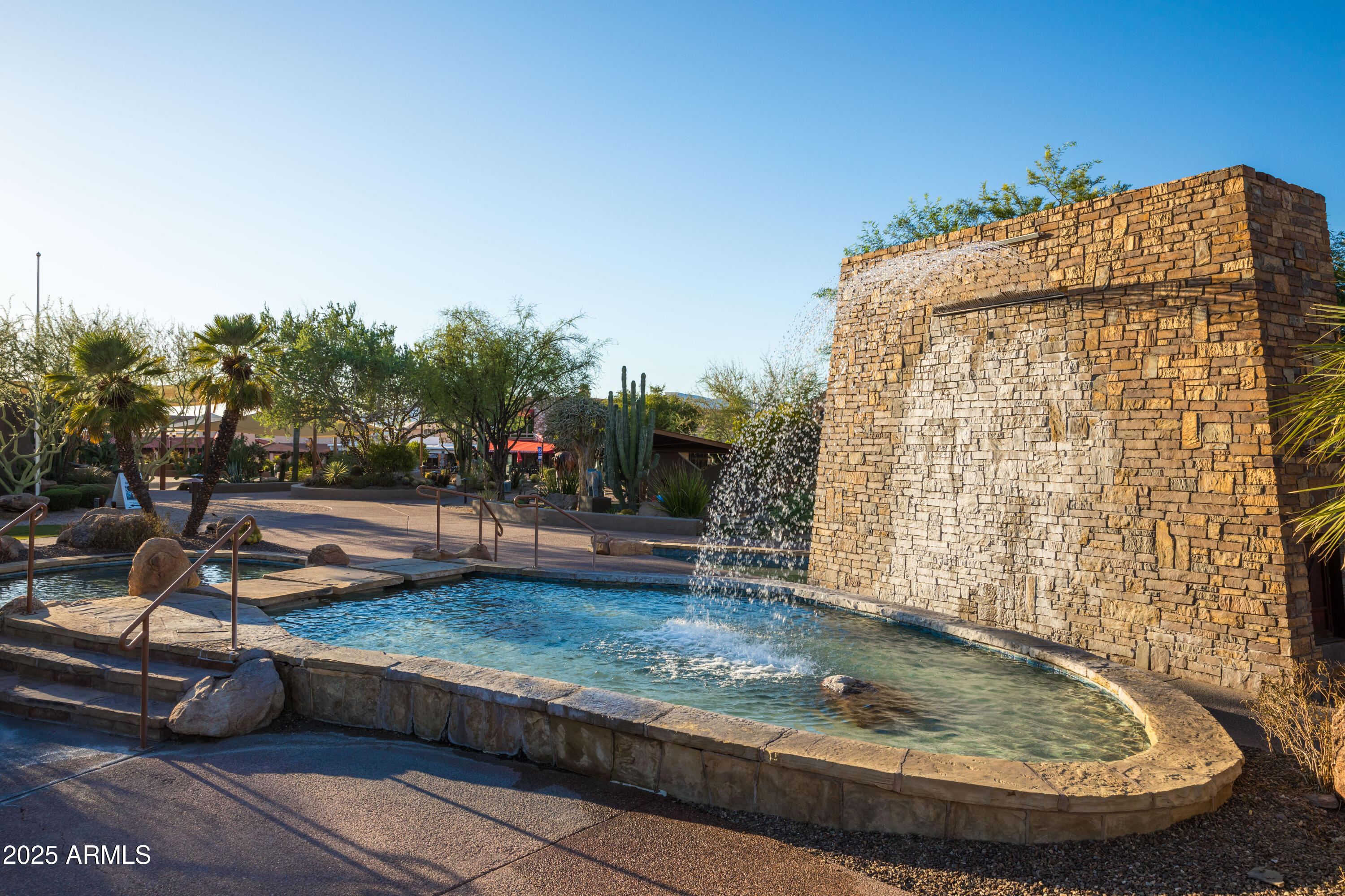 7650 E RISING SUN Road -