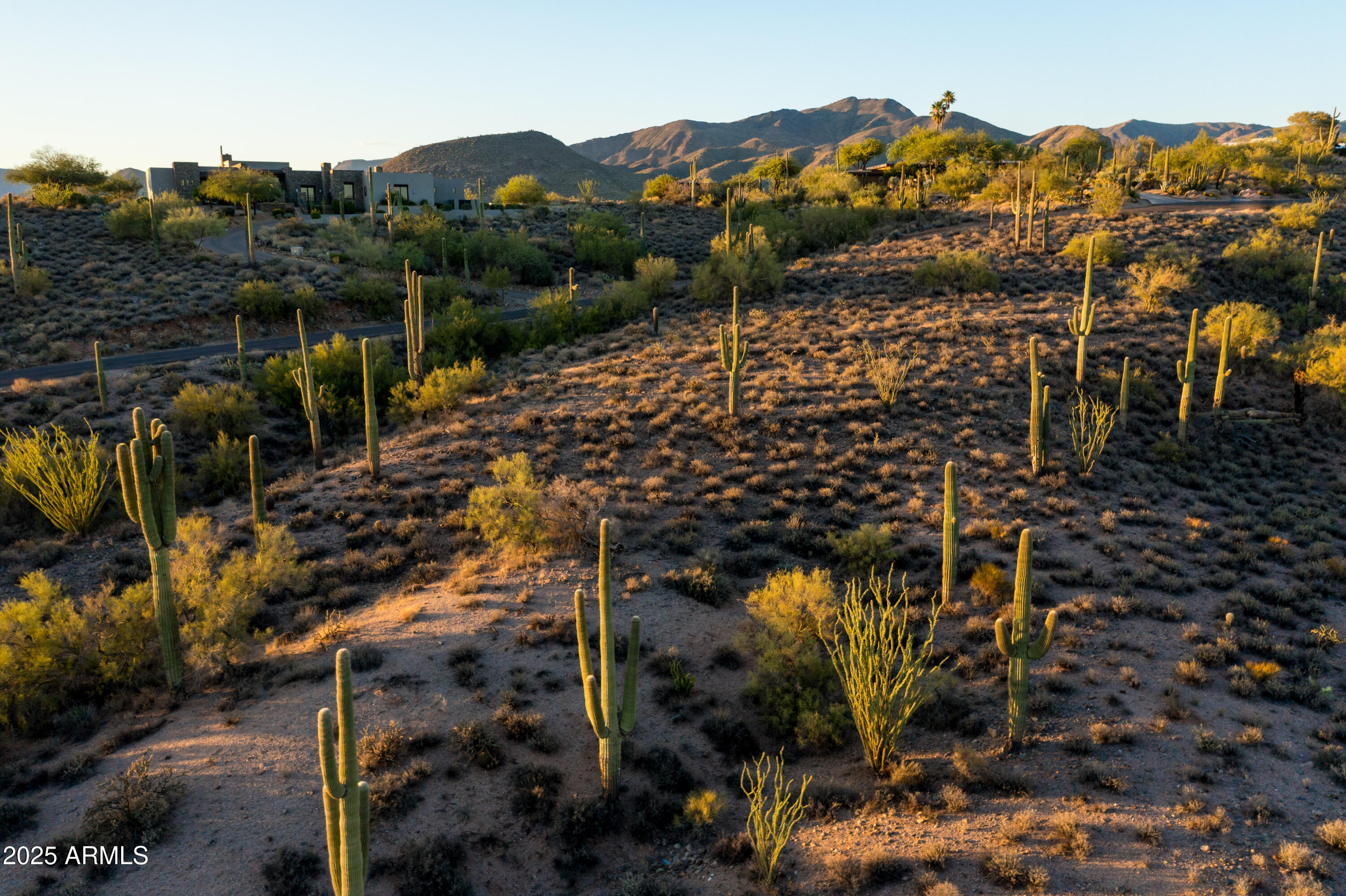 7650 E RISING SUN Road -