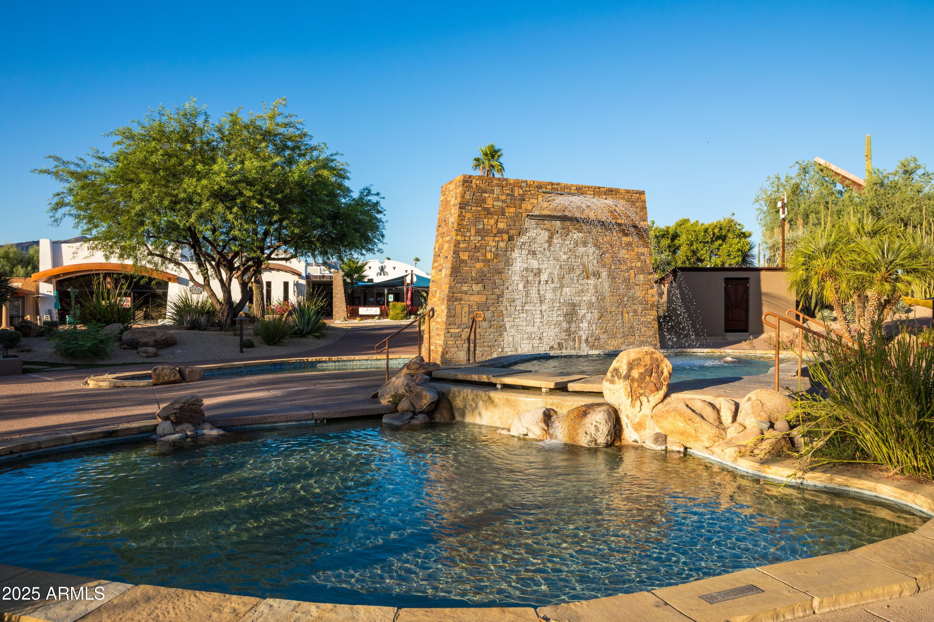 7650 E RISING SUN Road -