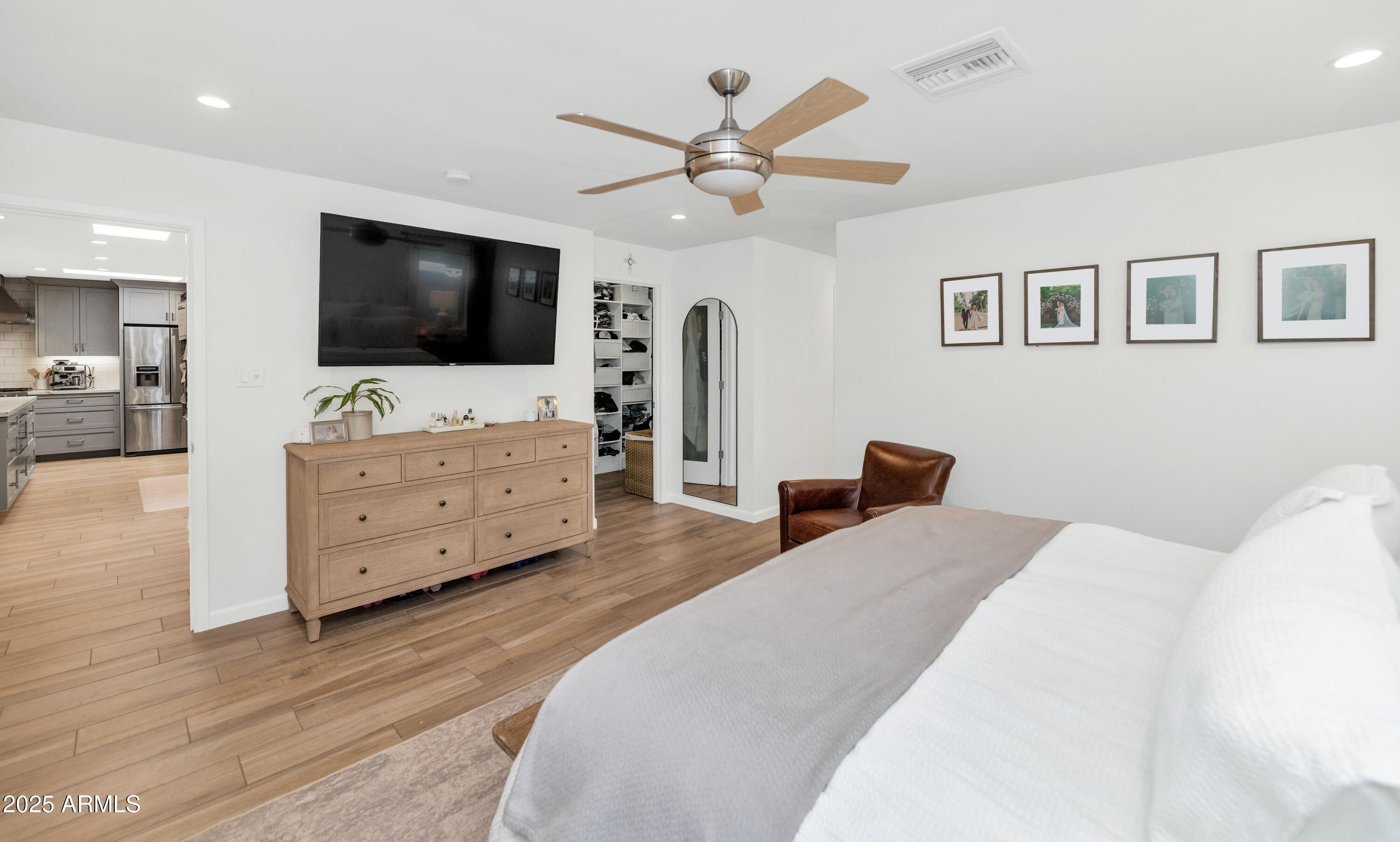4222 N 34TH Place