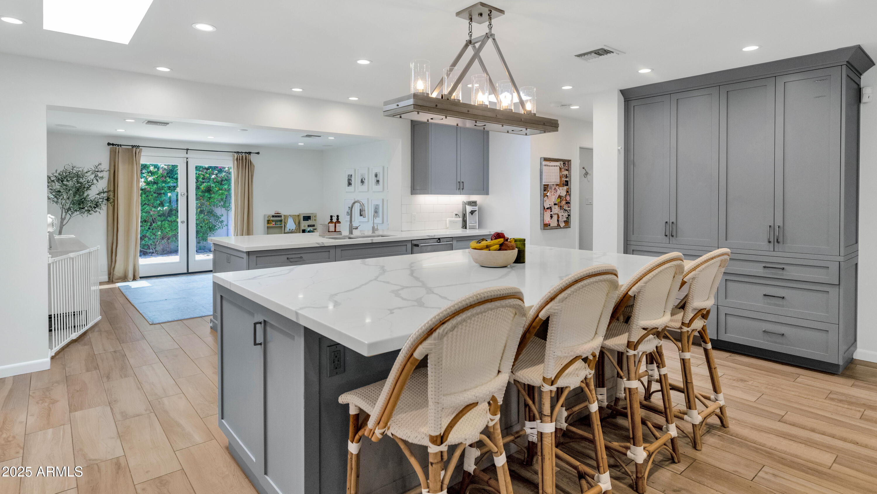 4222 N 34TH Place