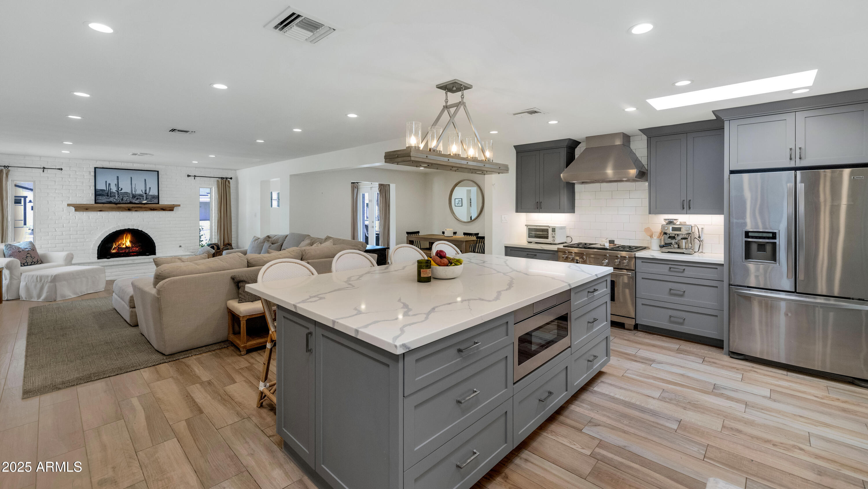 4222 N 34TH Place