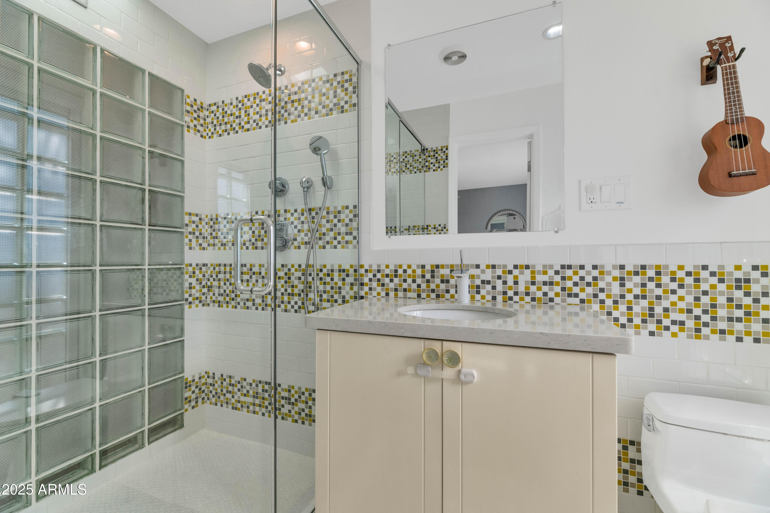 4222 N 34TH Place