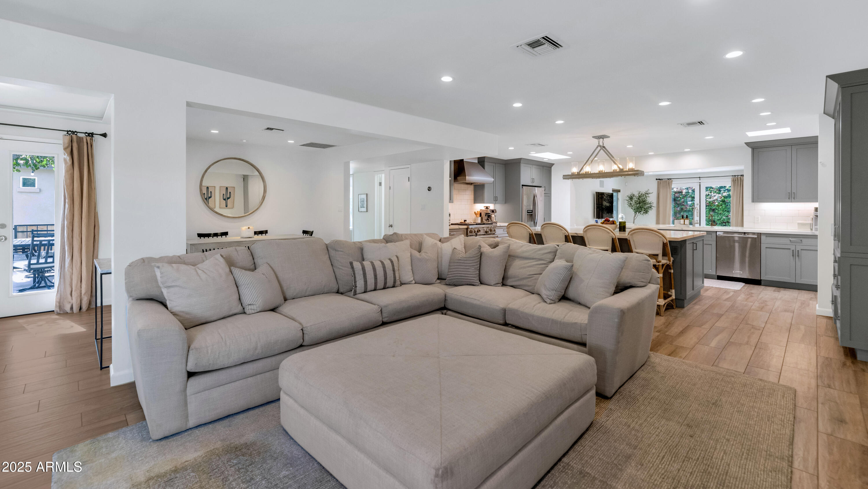4222 N 34TH Place