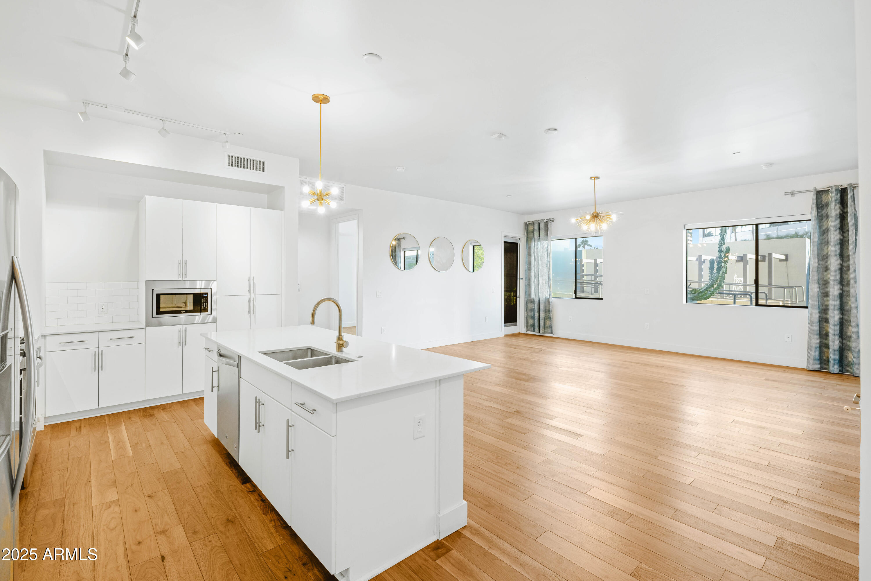 3131 N CENTRAL Avenue 3009