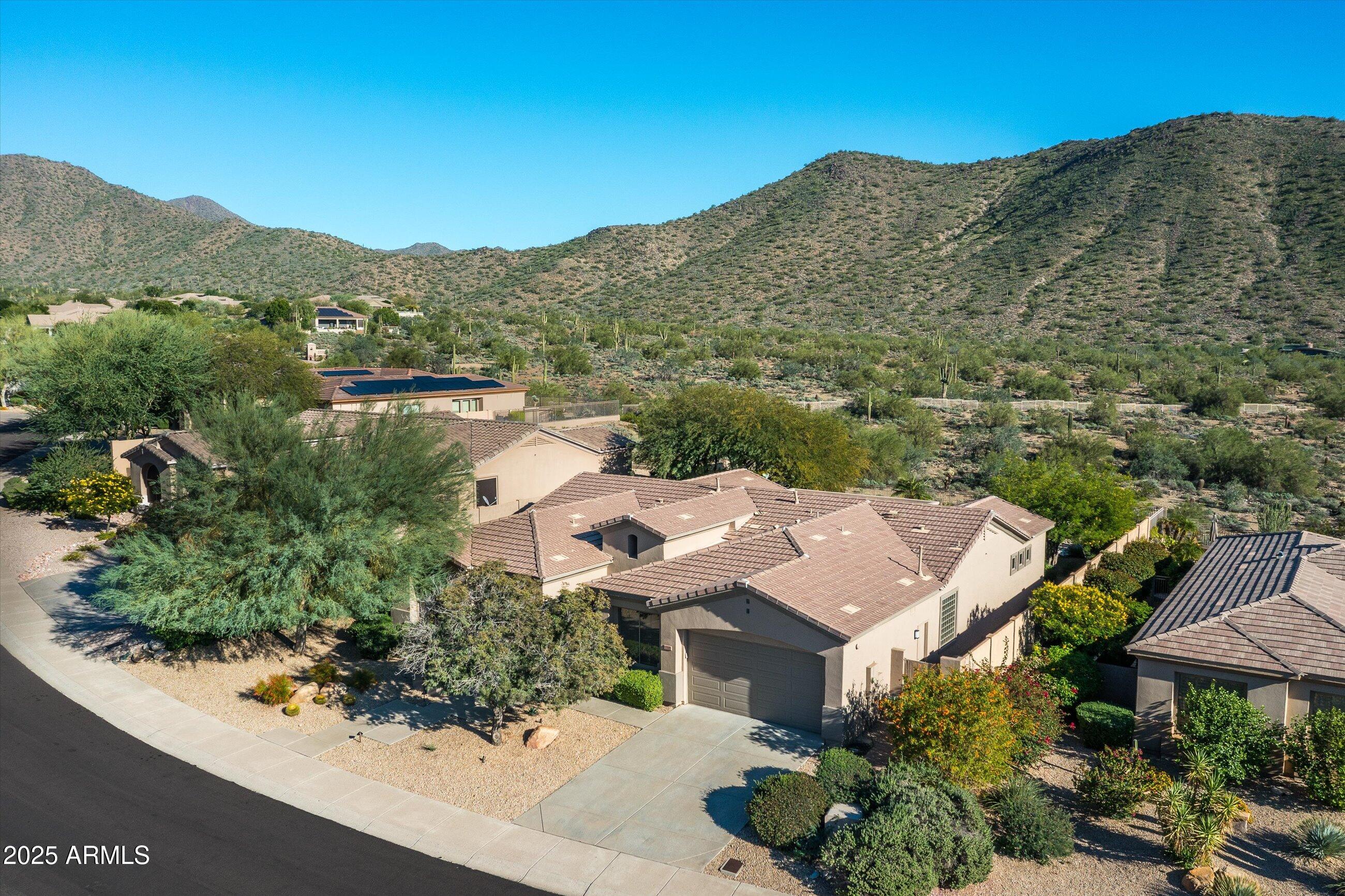 11115 E WINCHCOMB Drive
