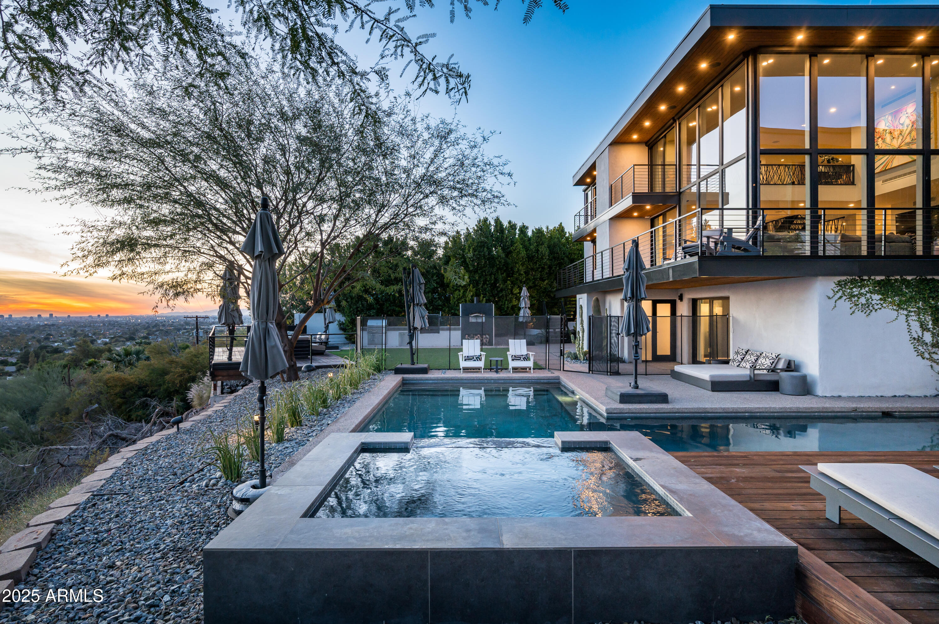 5419 E VALLE VISTA Road