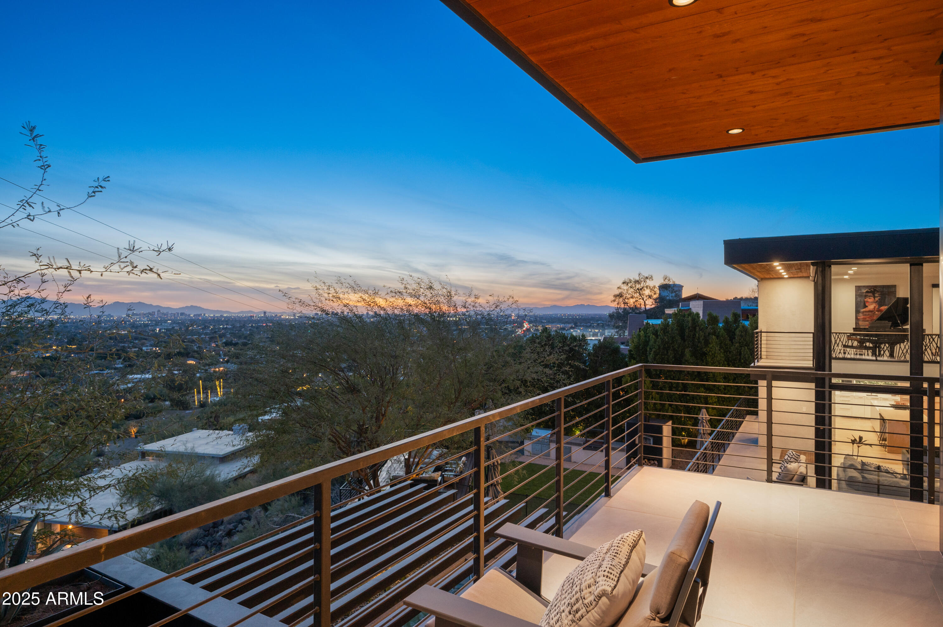 5419 E VALLE VISTA Road