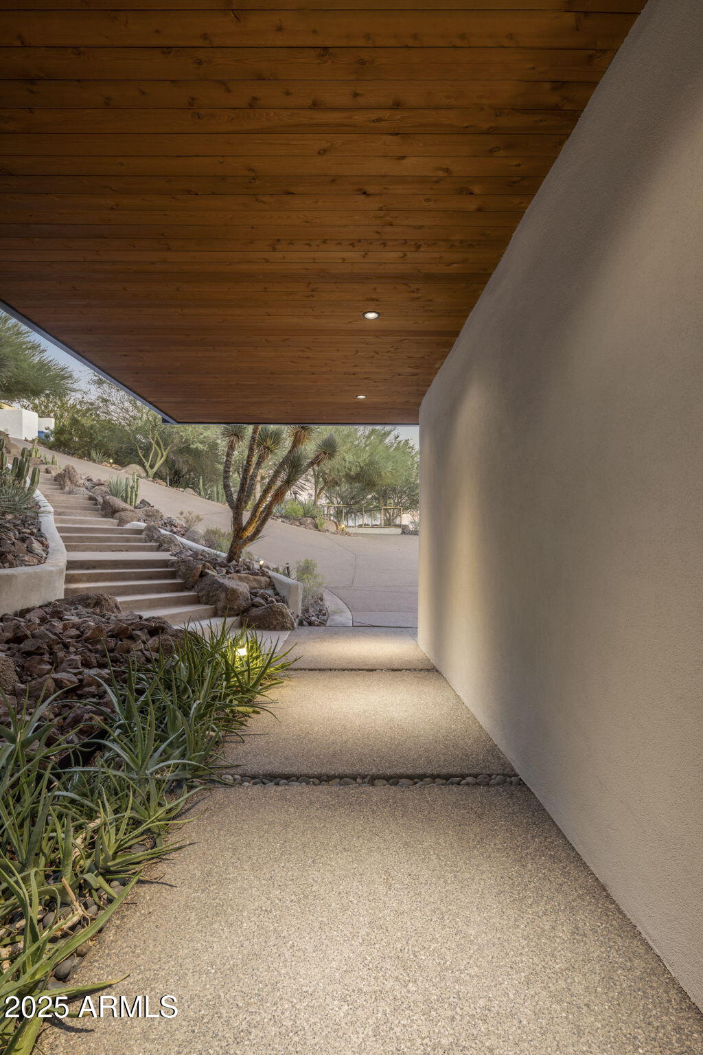 5419 E VALLE VISTA Road