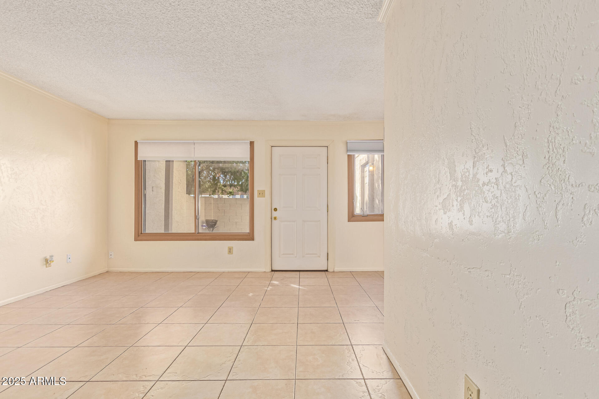 6124 N 79TH Street