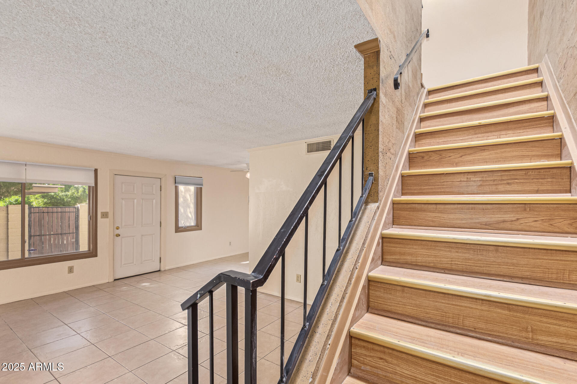 6124 N 79TH Street