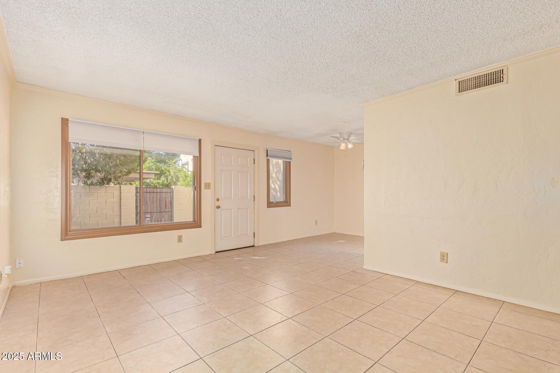 6124 N 79TH Street