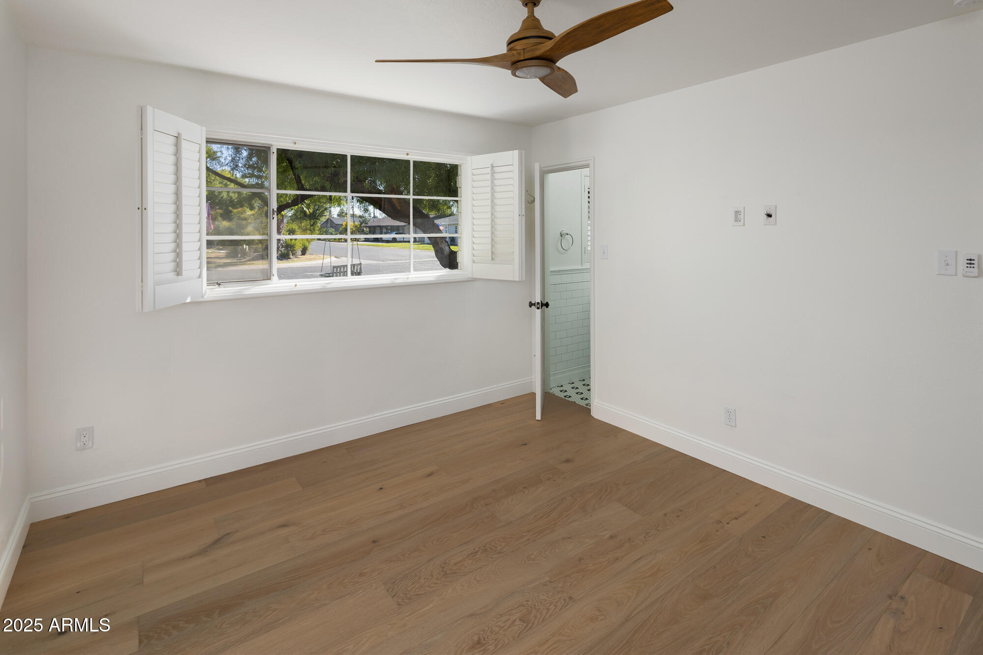3710 N 48TH Place