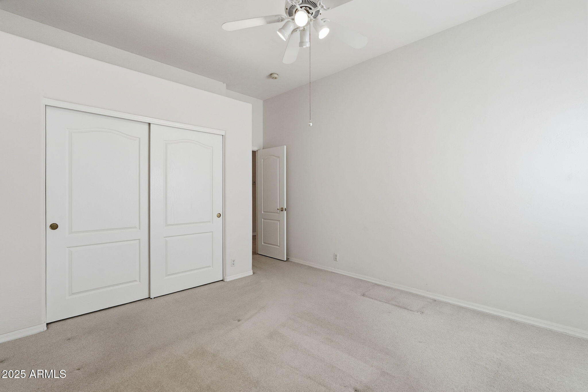 2011 E CLIPPER Lane