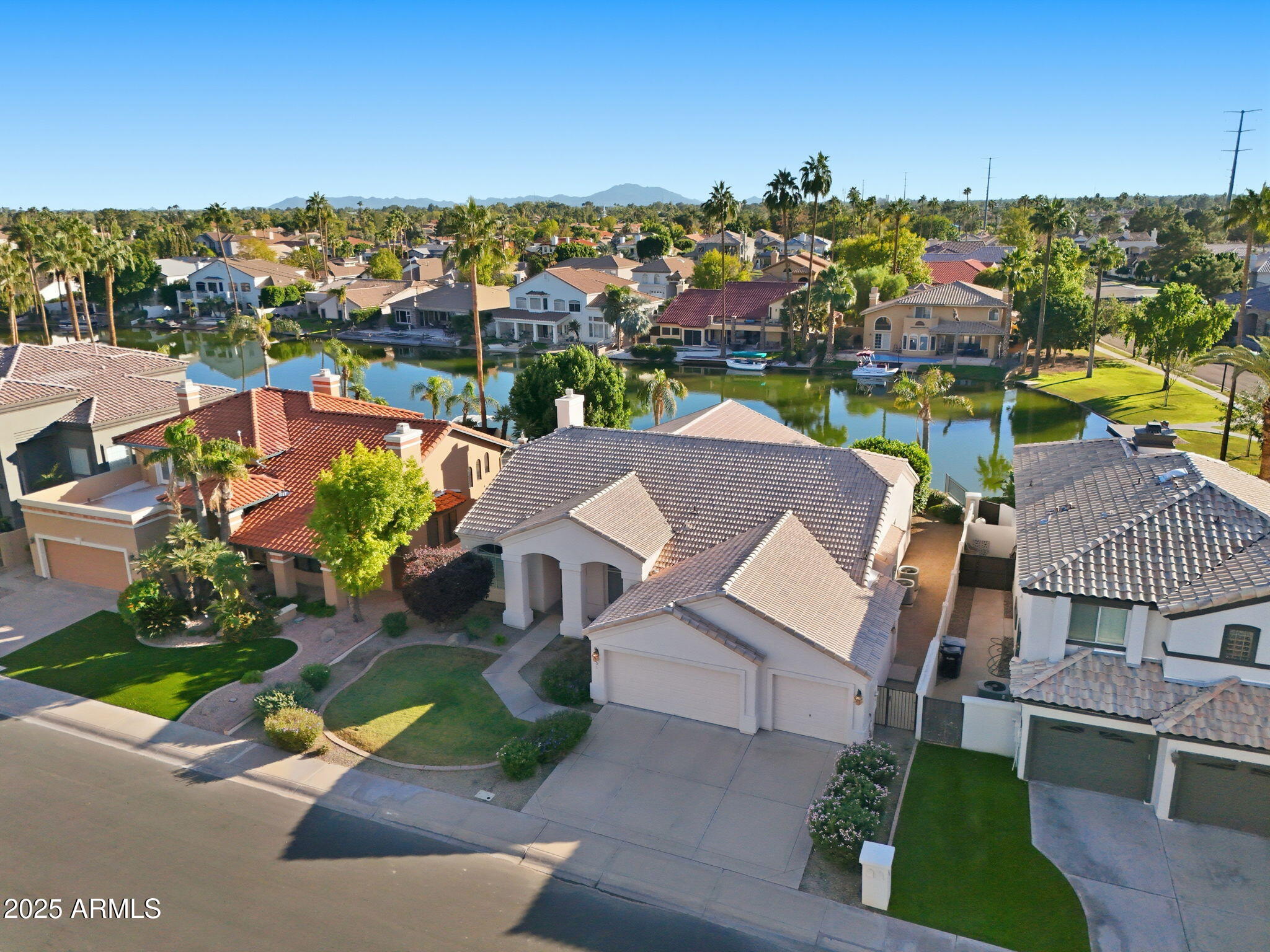 2011 E CLIPPER Lane