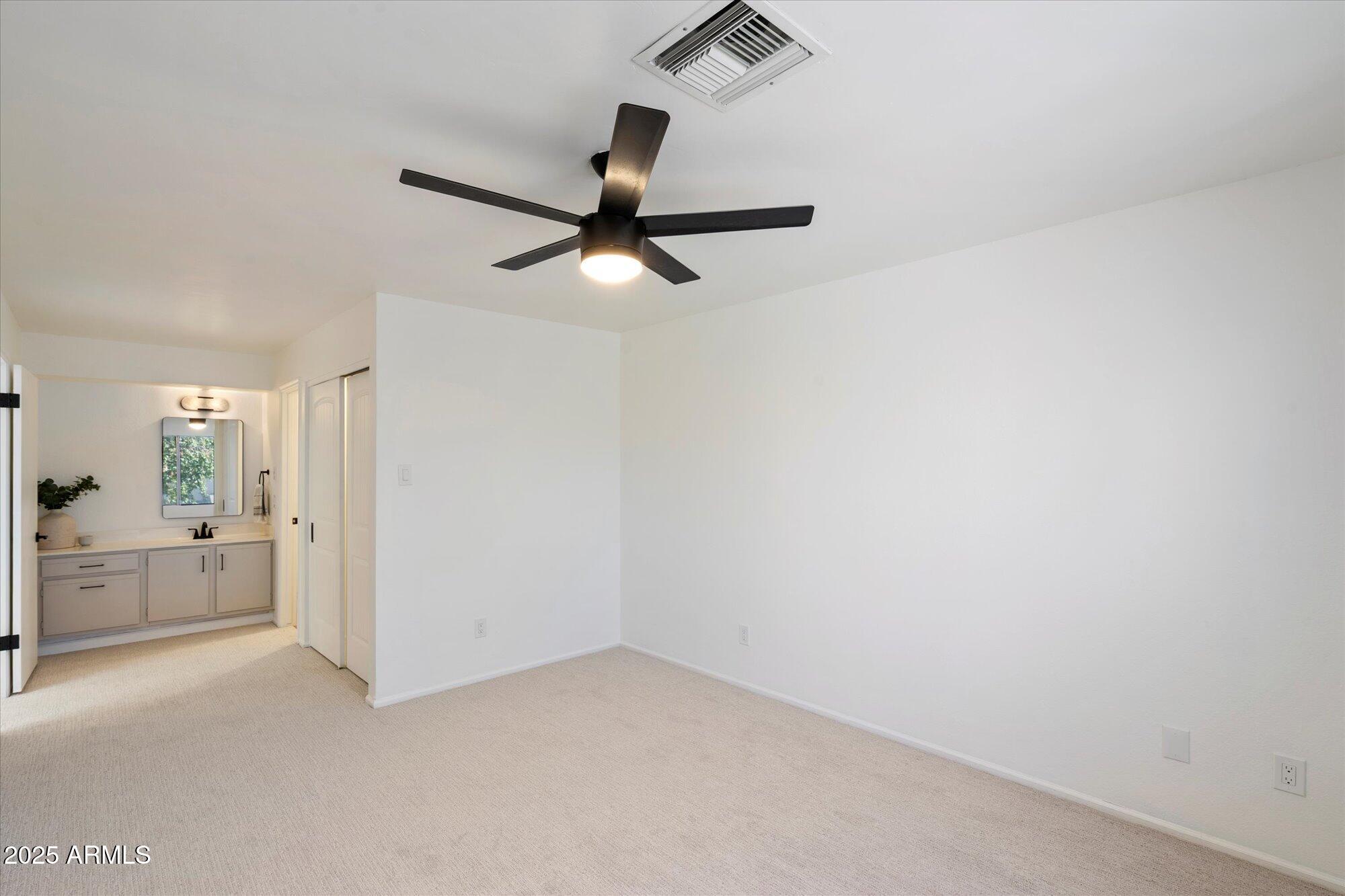 1717 E UNION HILLS Drive 1030