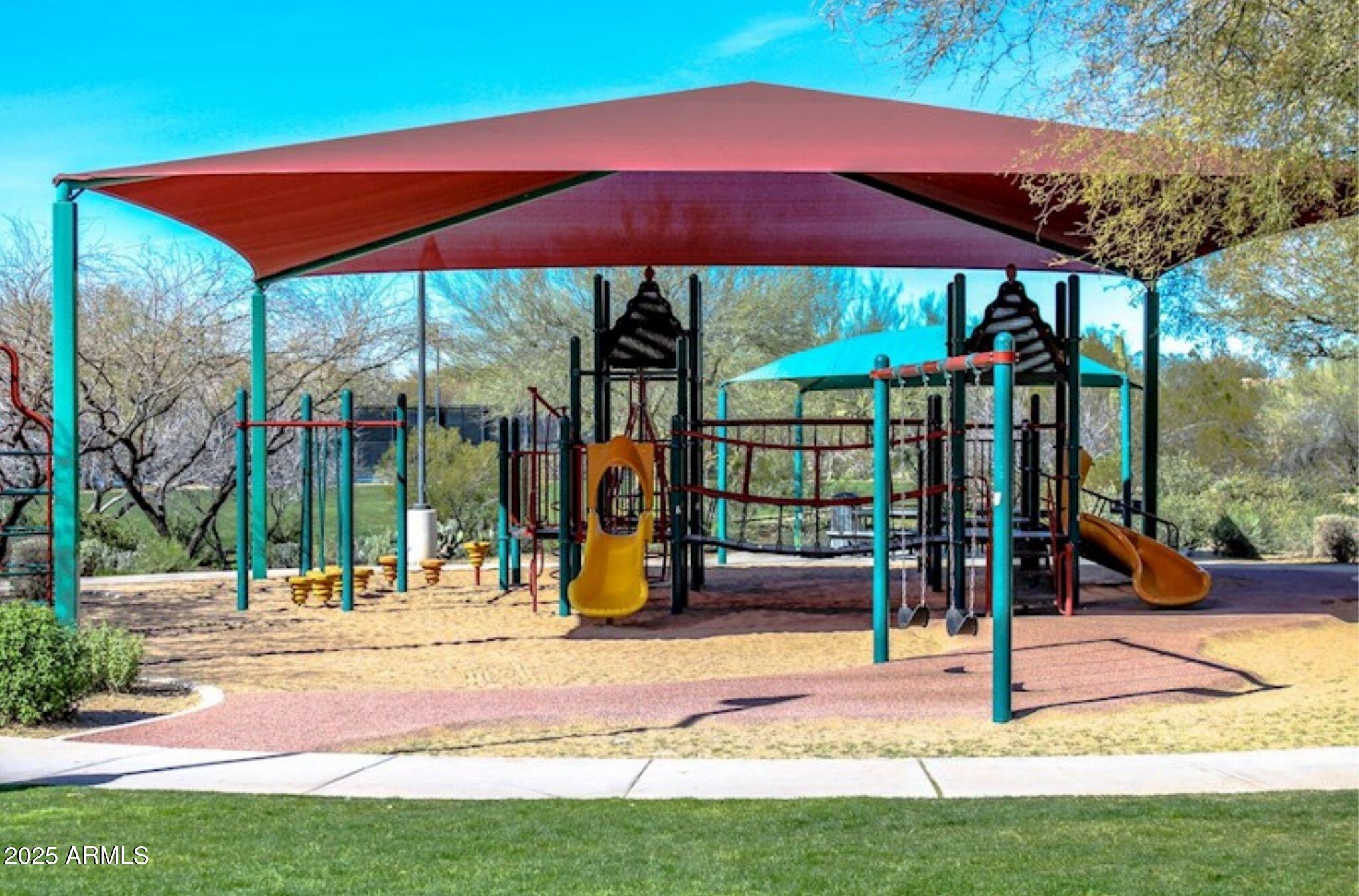 2425 W BRONCO BUTTE Trail 2046