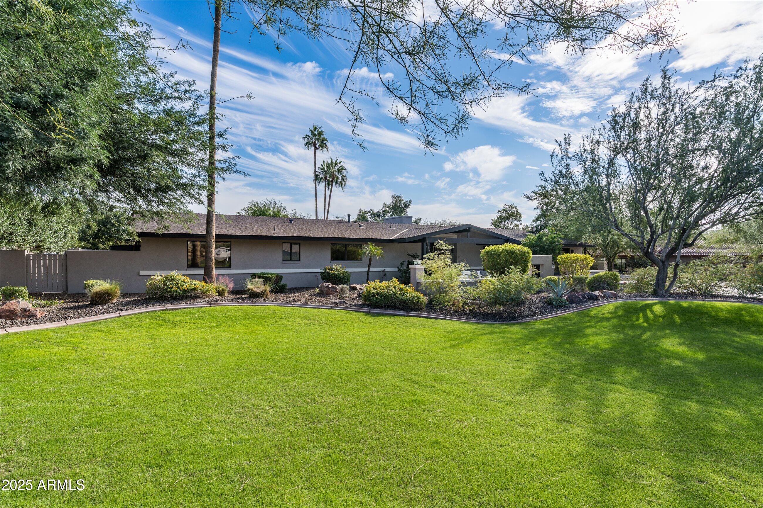 4605 E ORANGE Drive