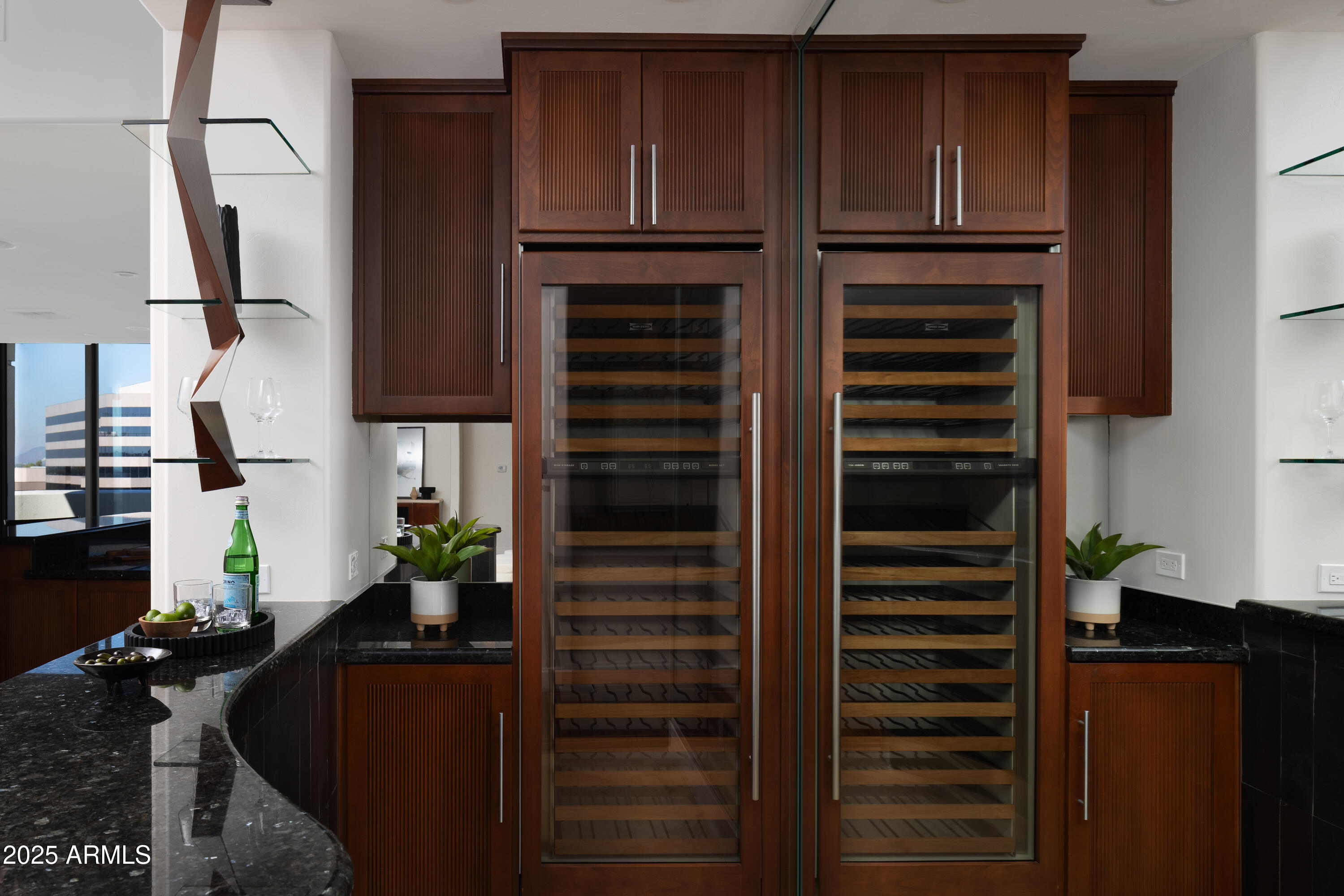 2402 E ESPLANADE Lane 1001