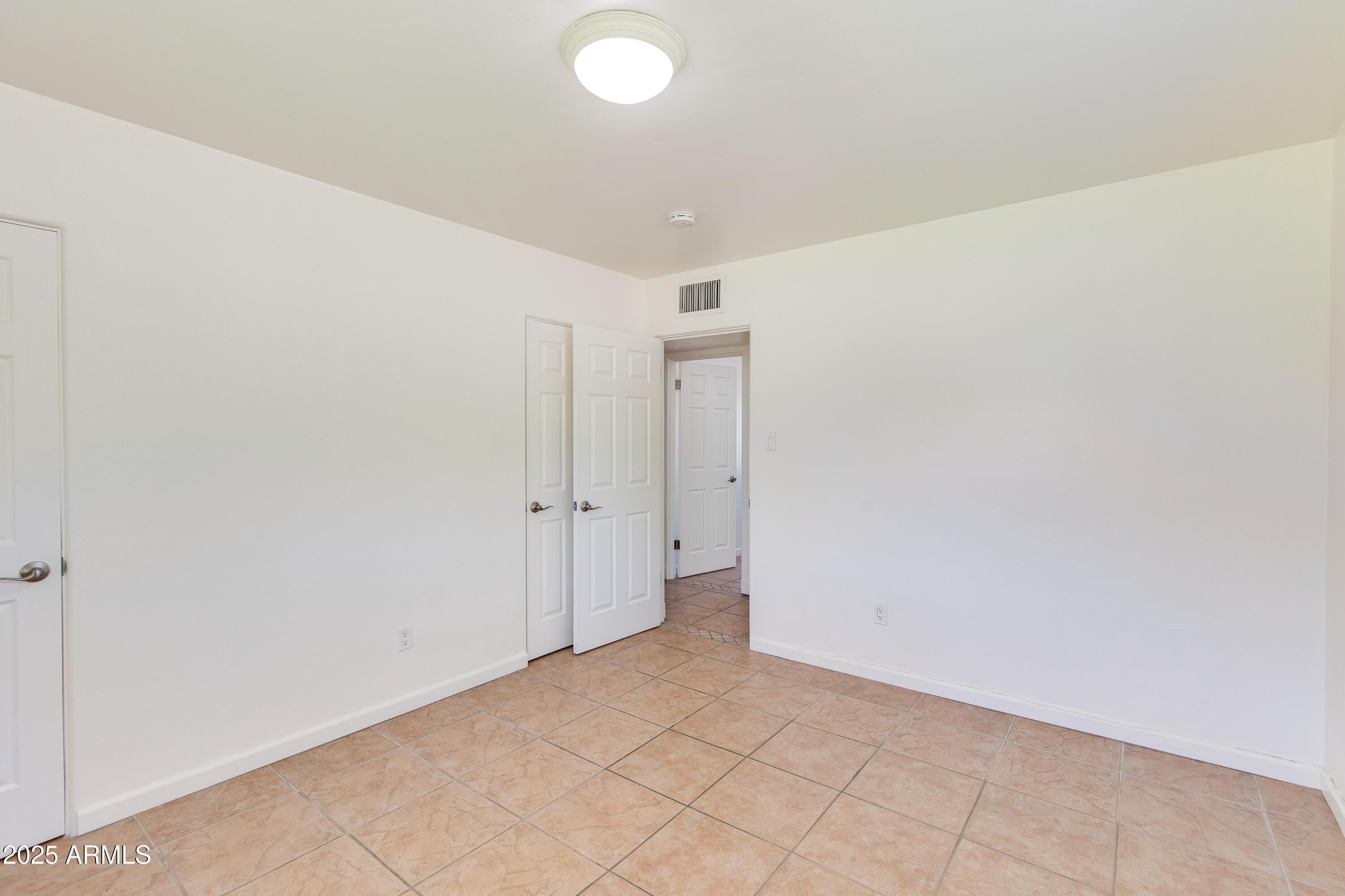 4808 N 29th Place