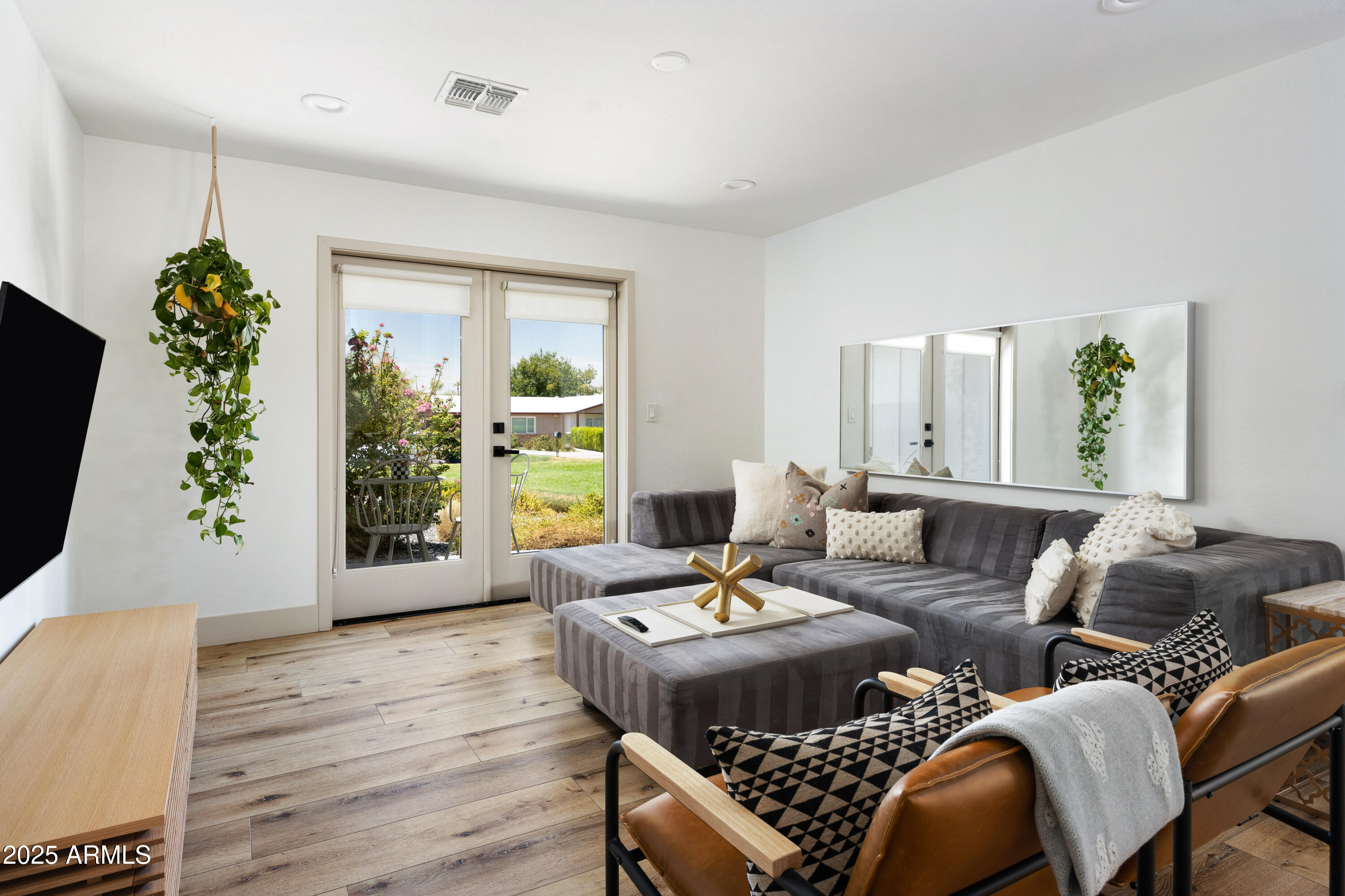 2331 N 53RD Street