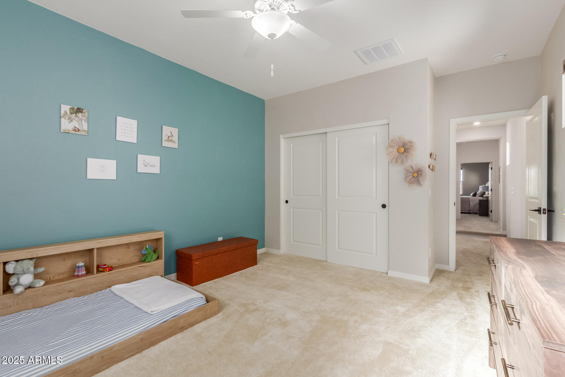 283 E BALSAM Drive