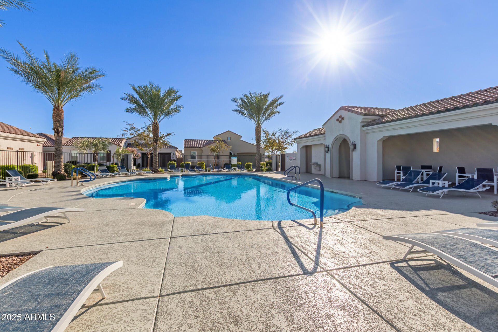 283 E BALSAM Drive