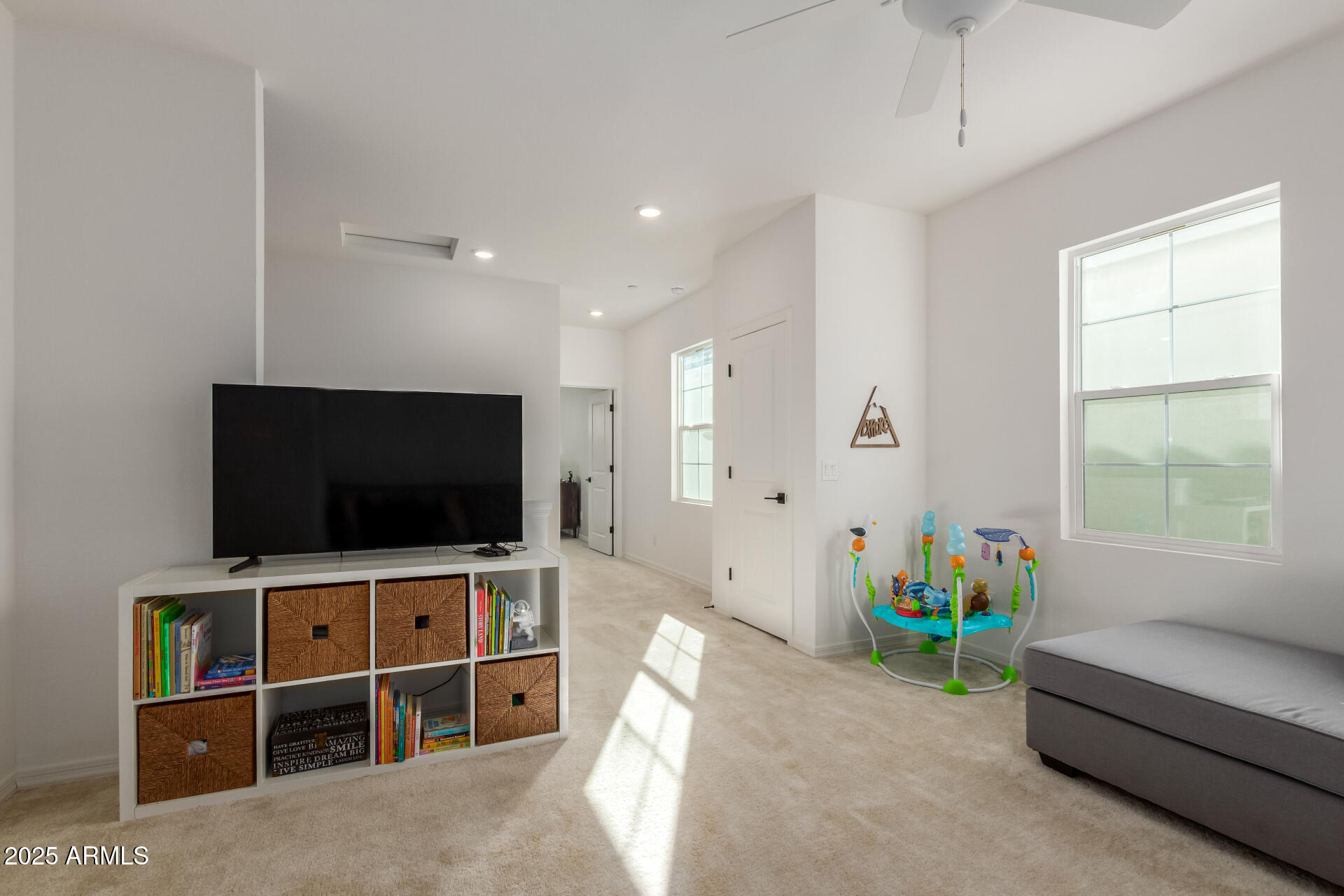 283 E BALSAM Drive