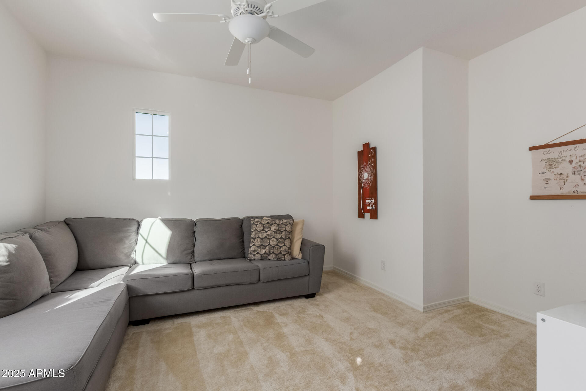 283 E BALSAM Drive
