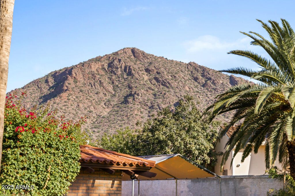 5401 E MARIPOSA Street