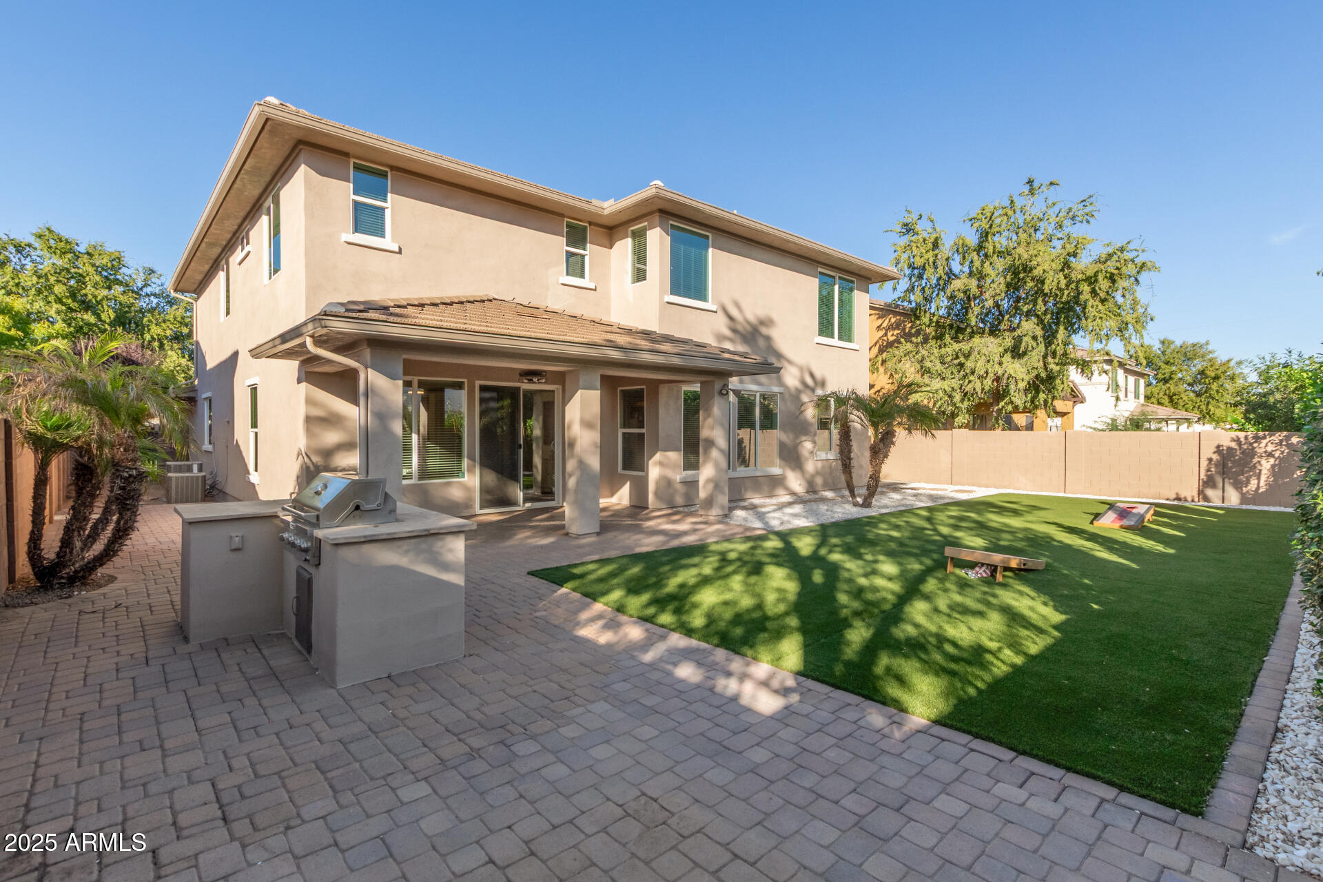 3955 E MESQUITE Street