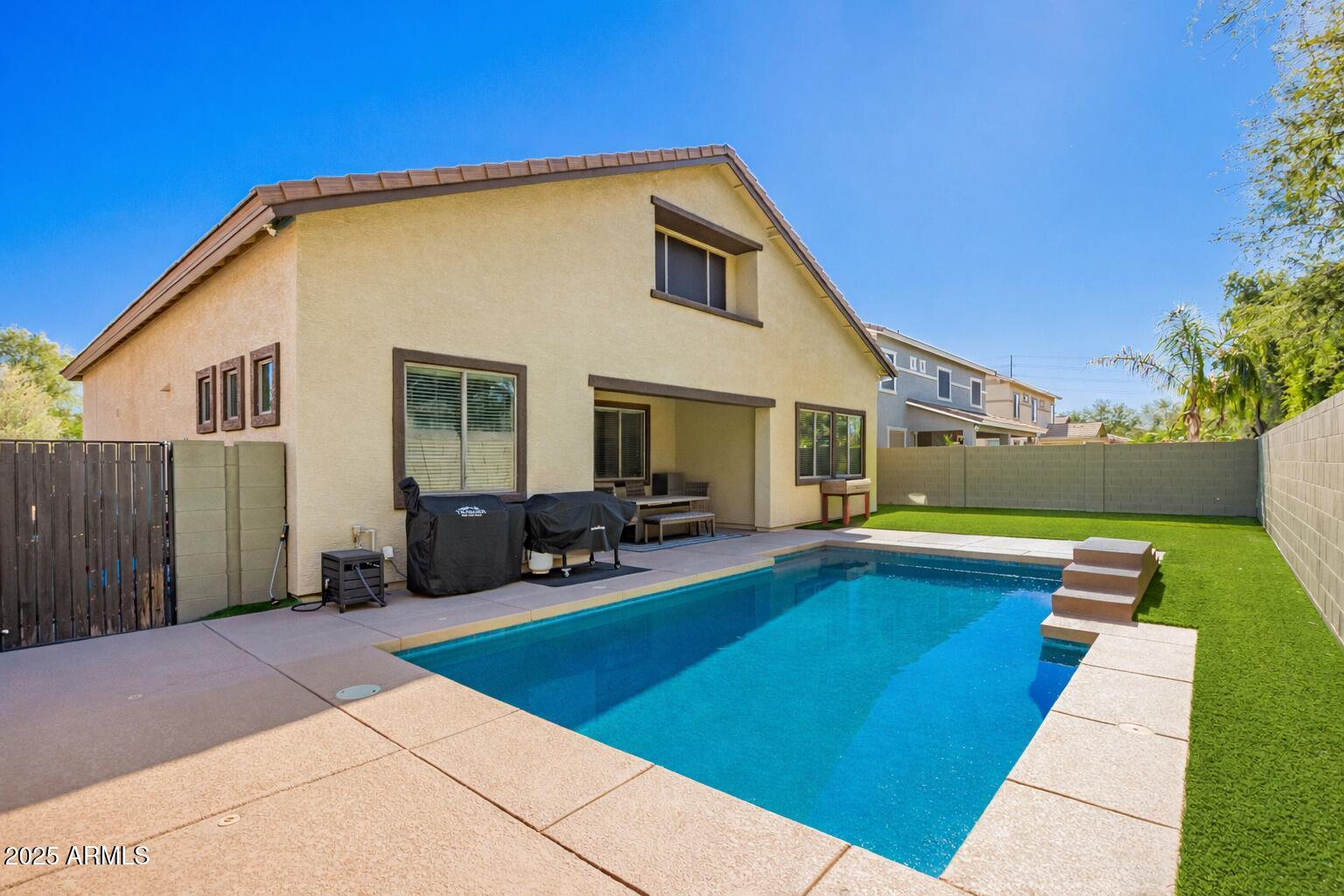 4668 S MCMINN Drive