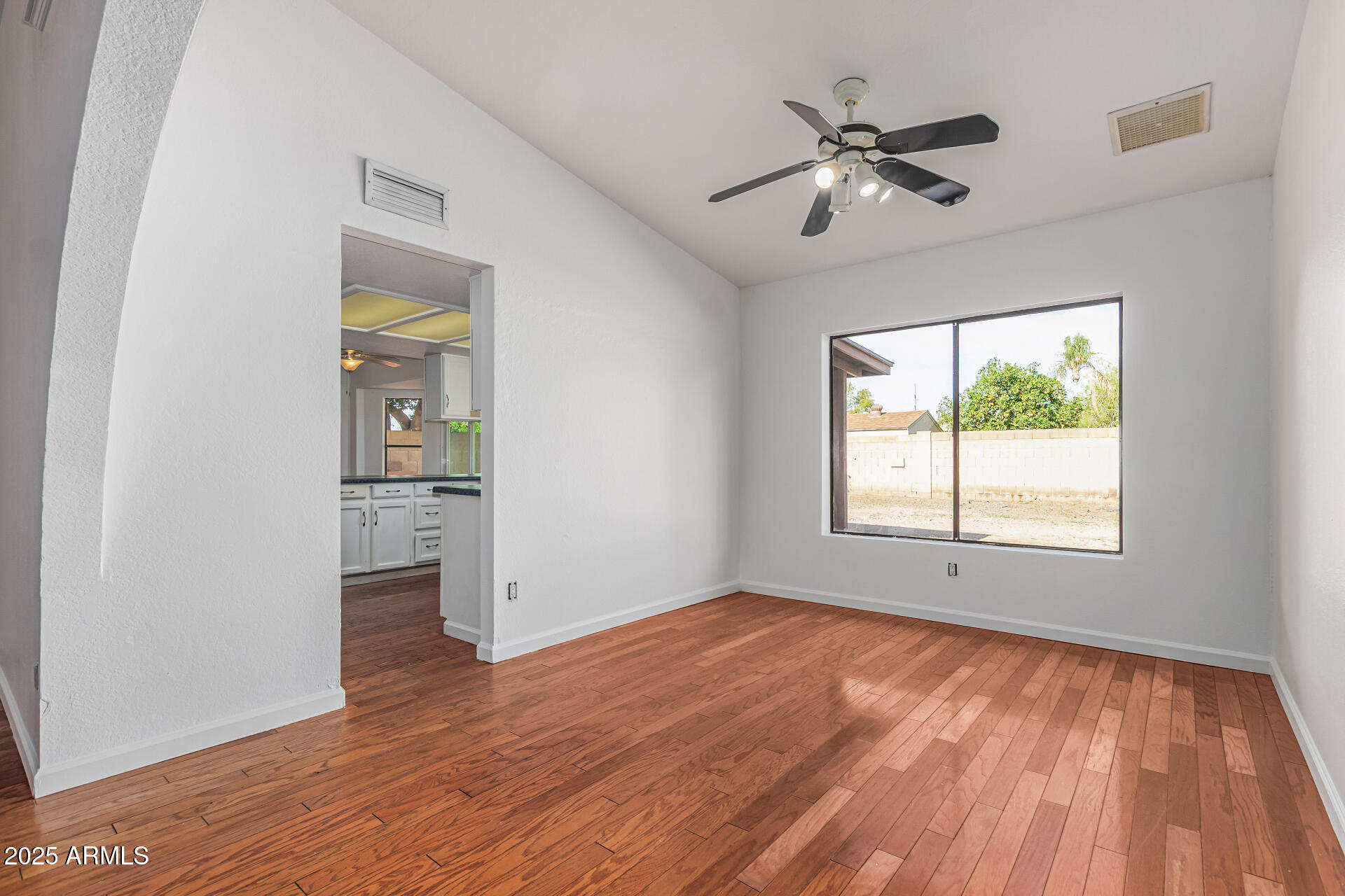 3408 W TOPEKA Drive