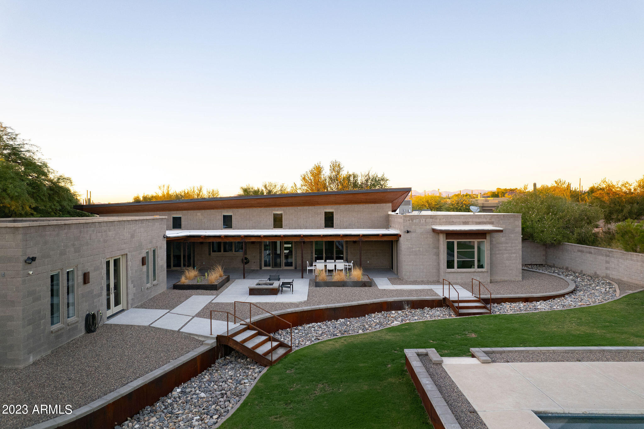 6919 E MONTERRA Way