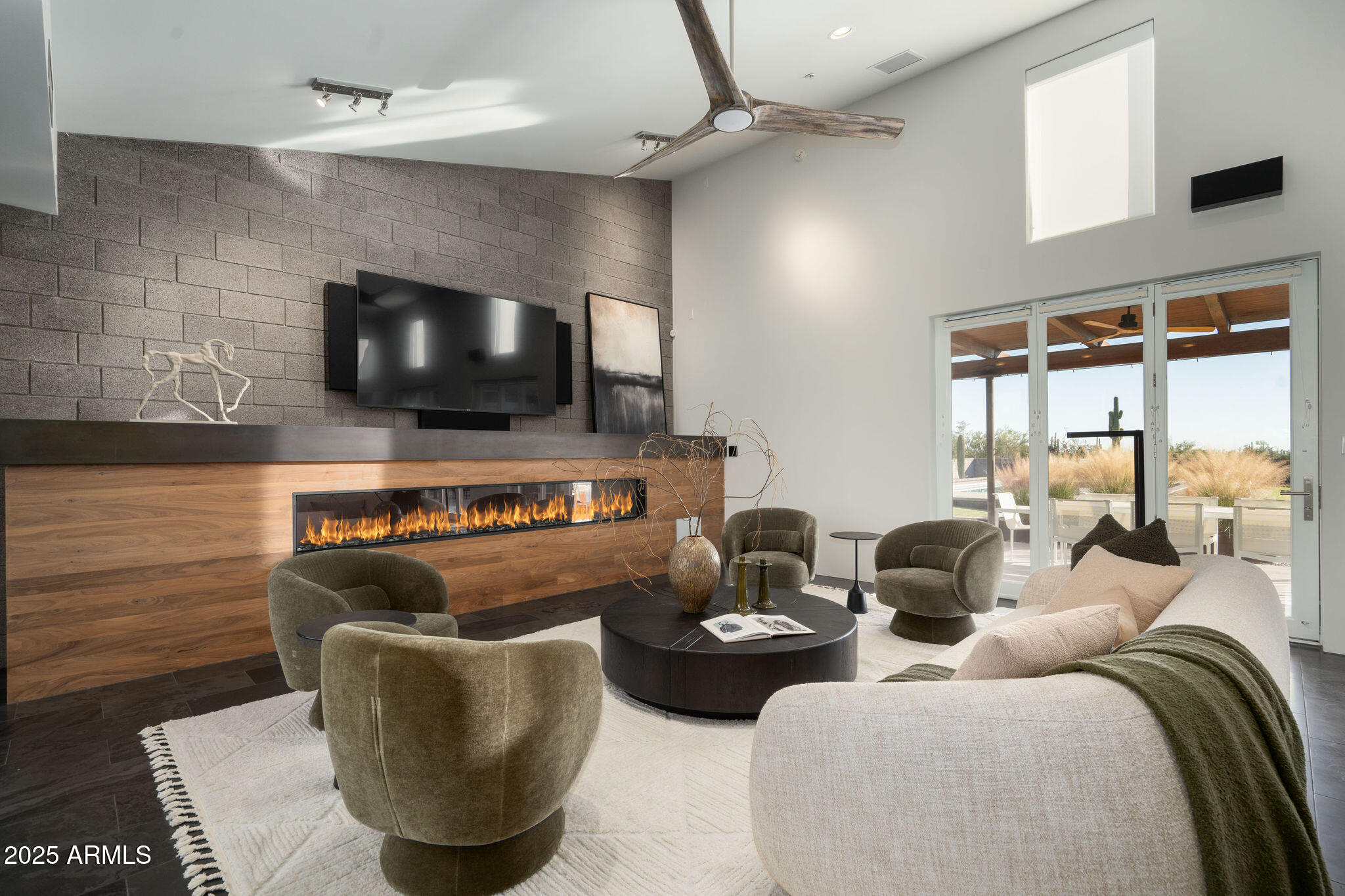 6919 E MONTERRA Way
