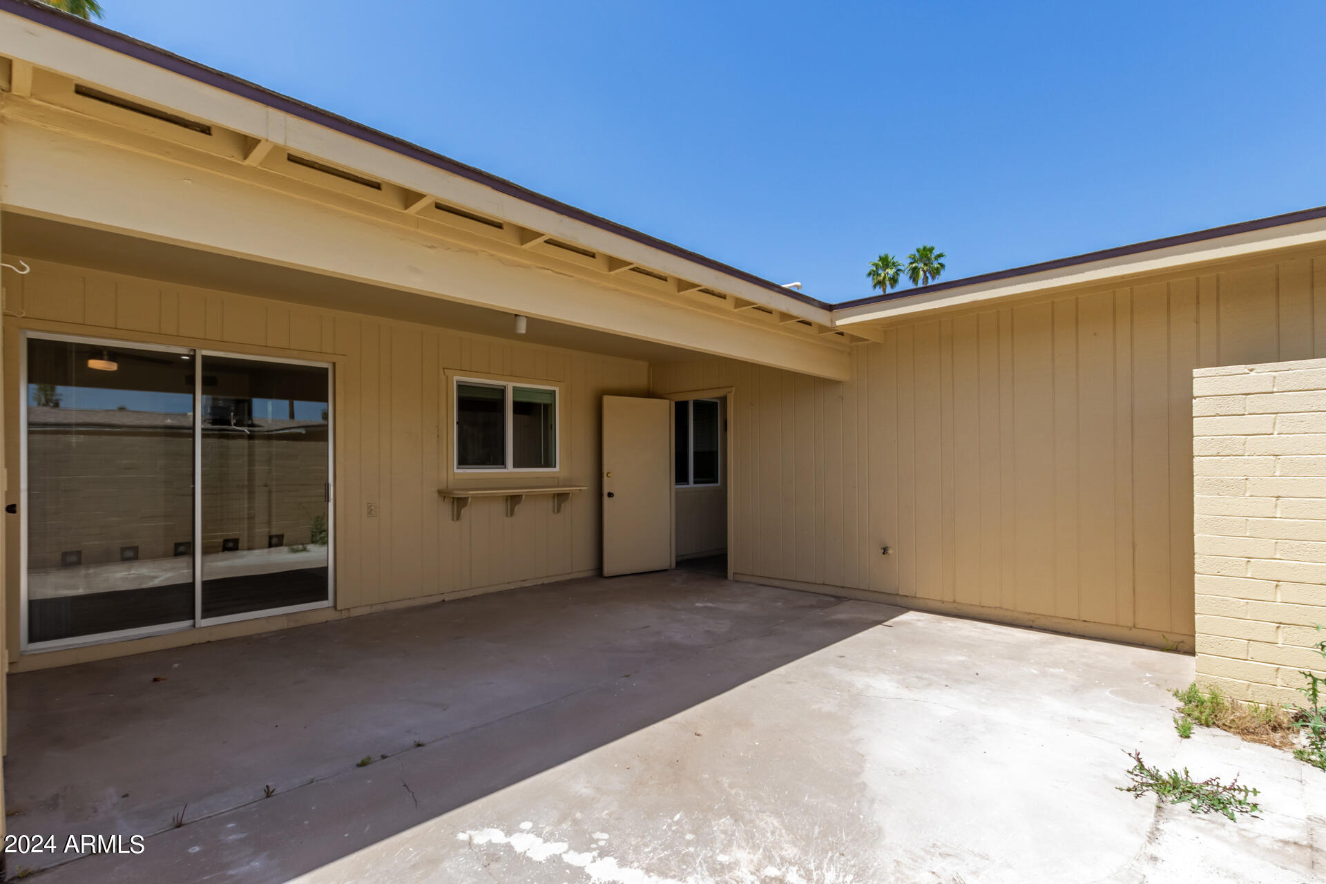 10935 W Santa Fe Drive