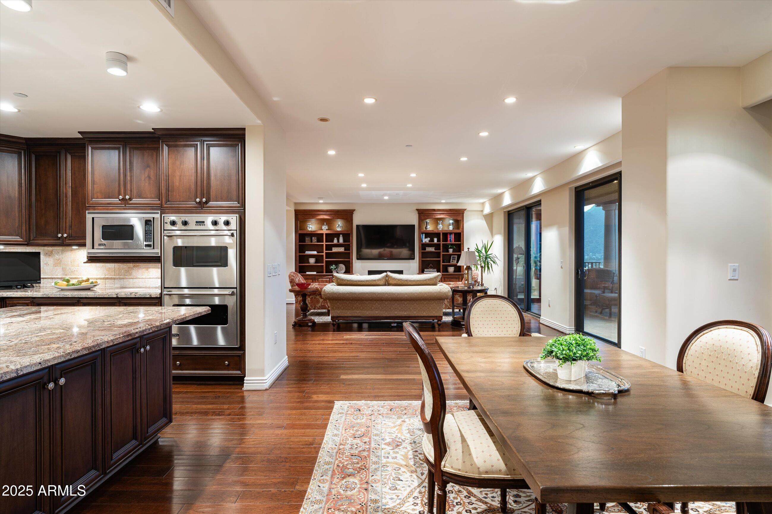 7181 E Camelback Road 1202