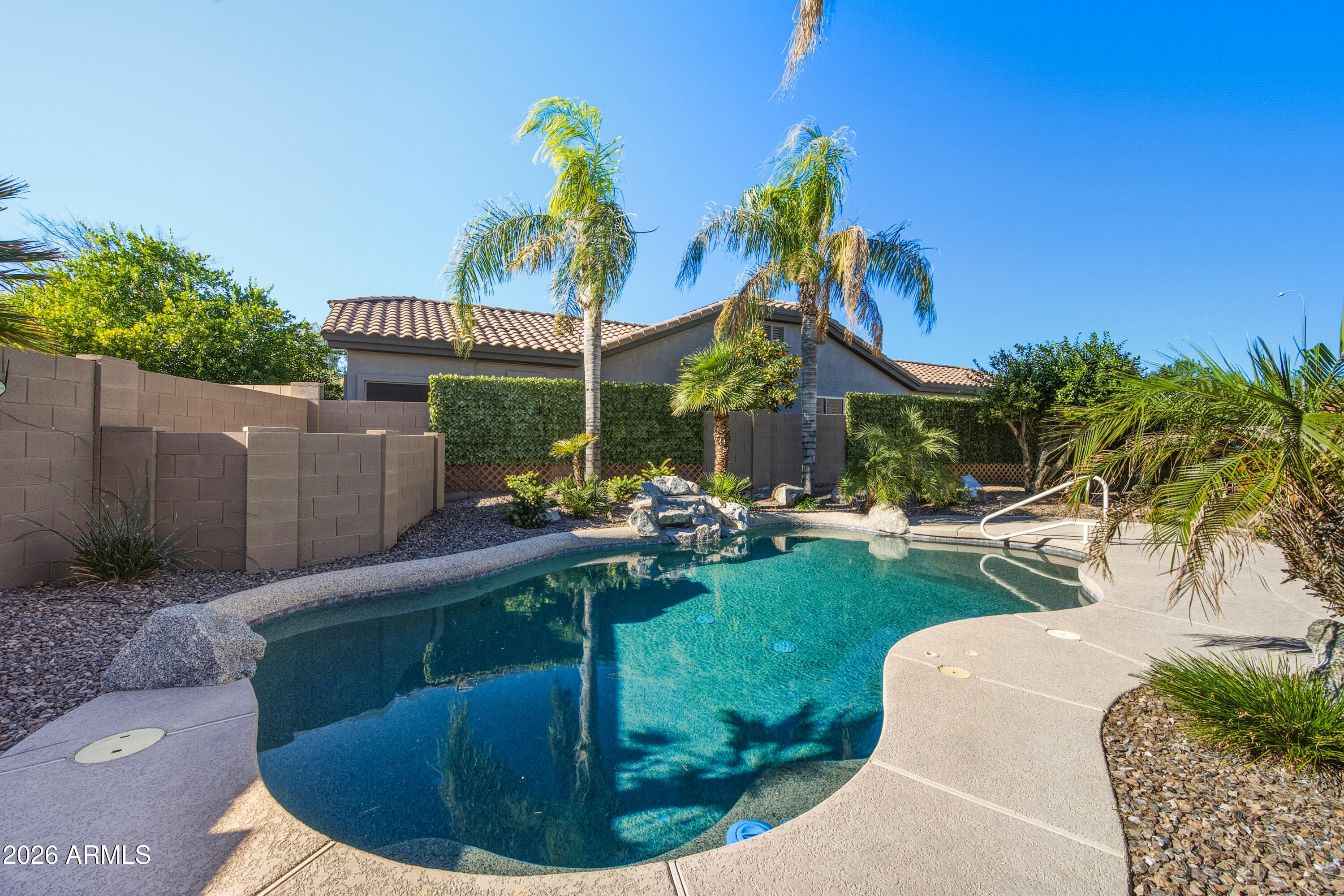 6622 S TERESA Drive