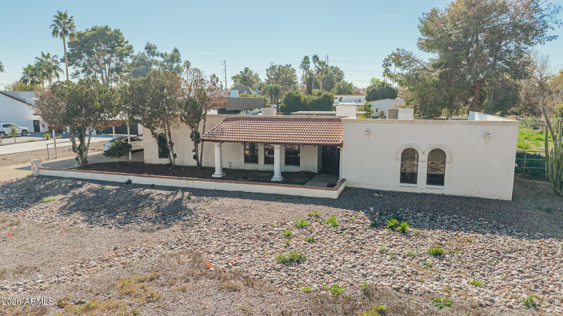 707 E REDFIELD Road E