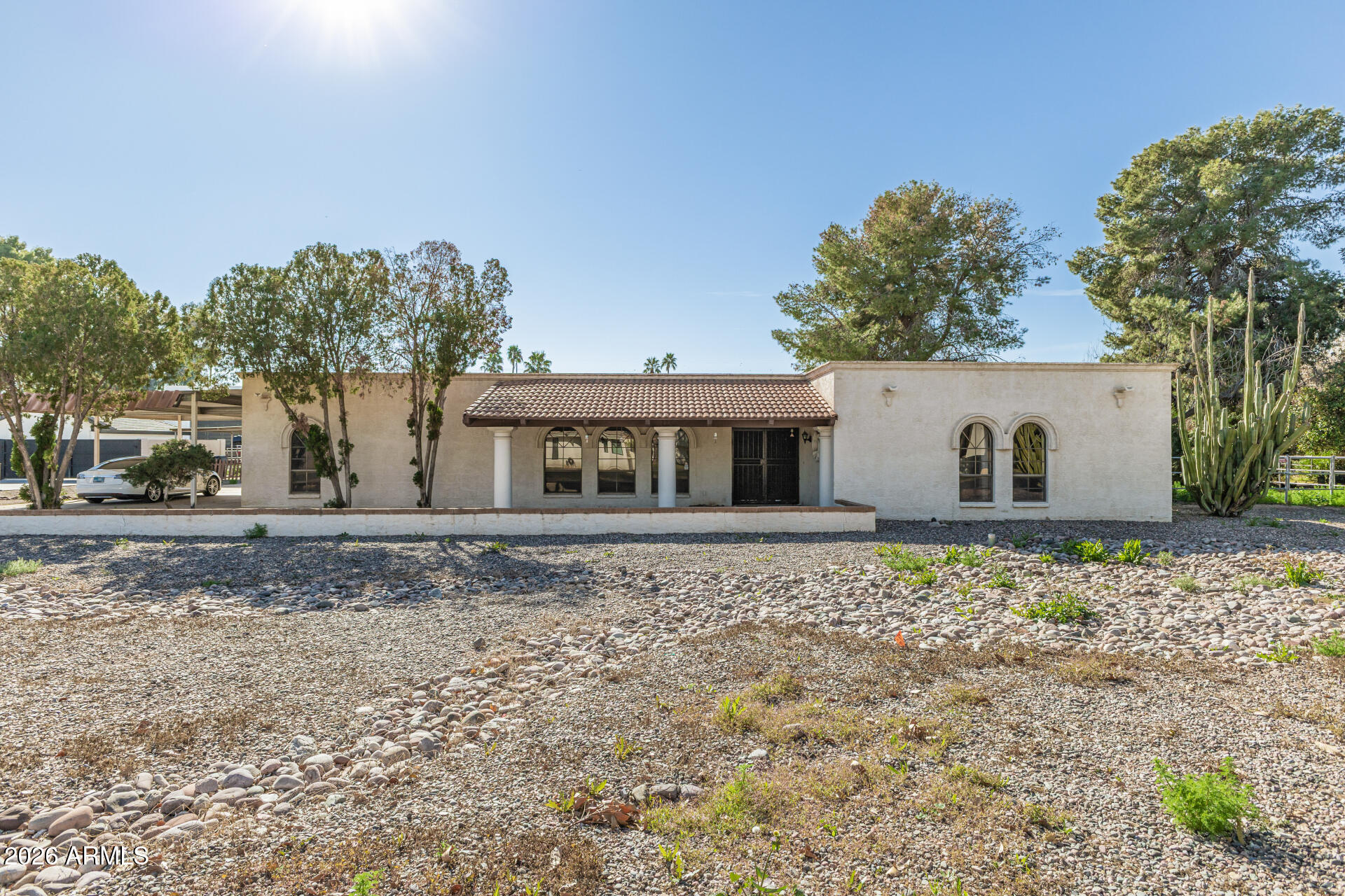 707 E REDFIELD Road E