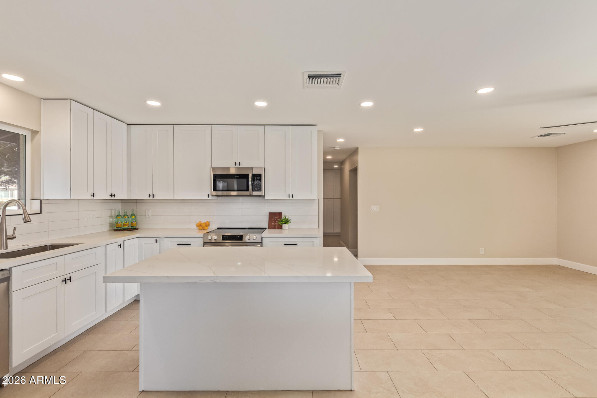 3441 W ASTER Drive