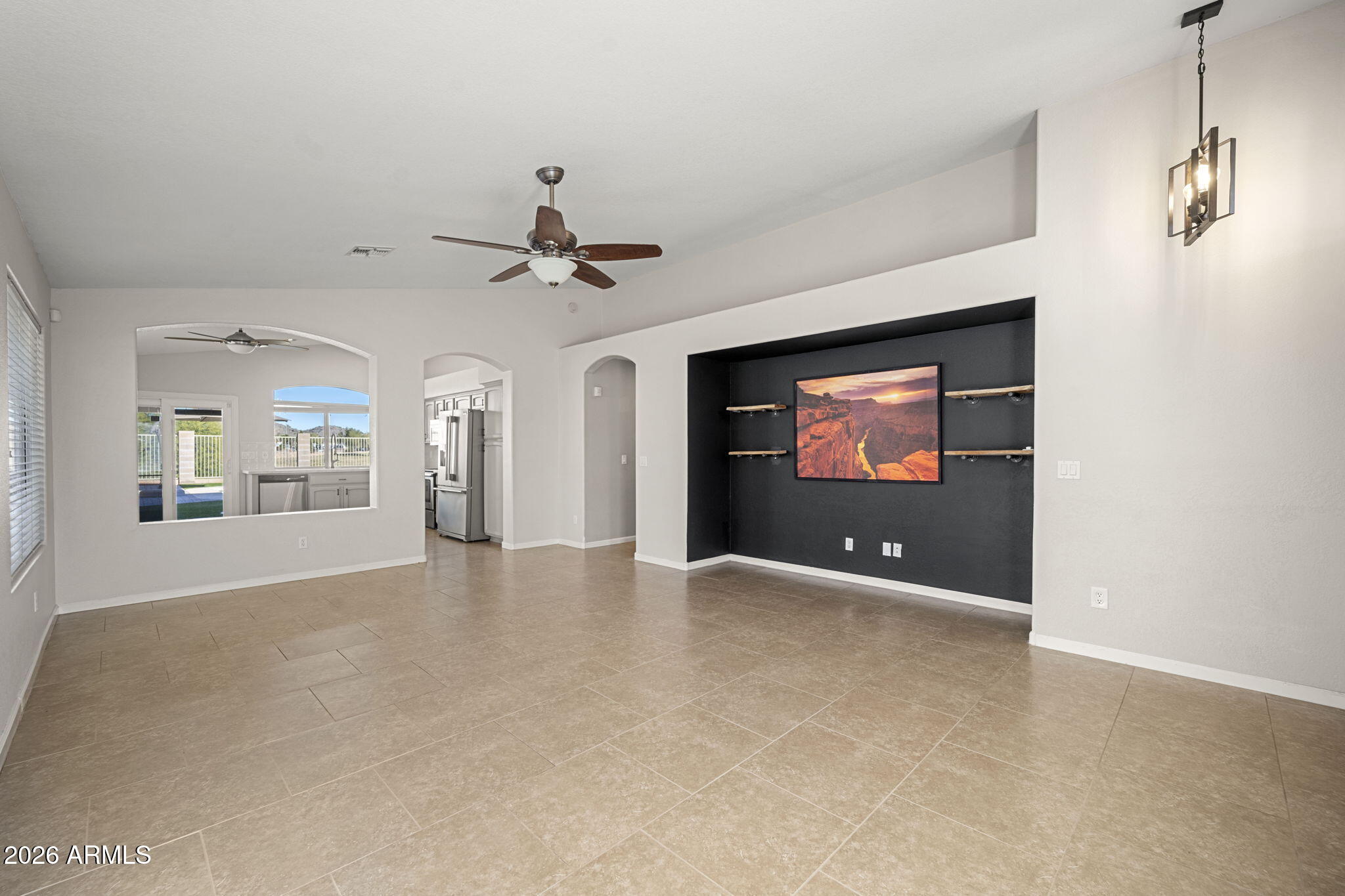 2040 E ANGELA Drive